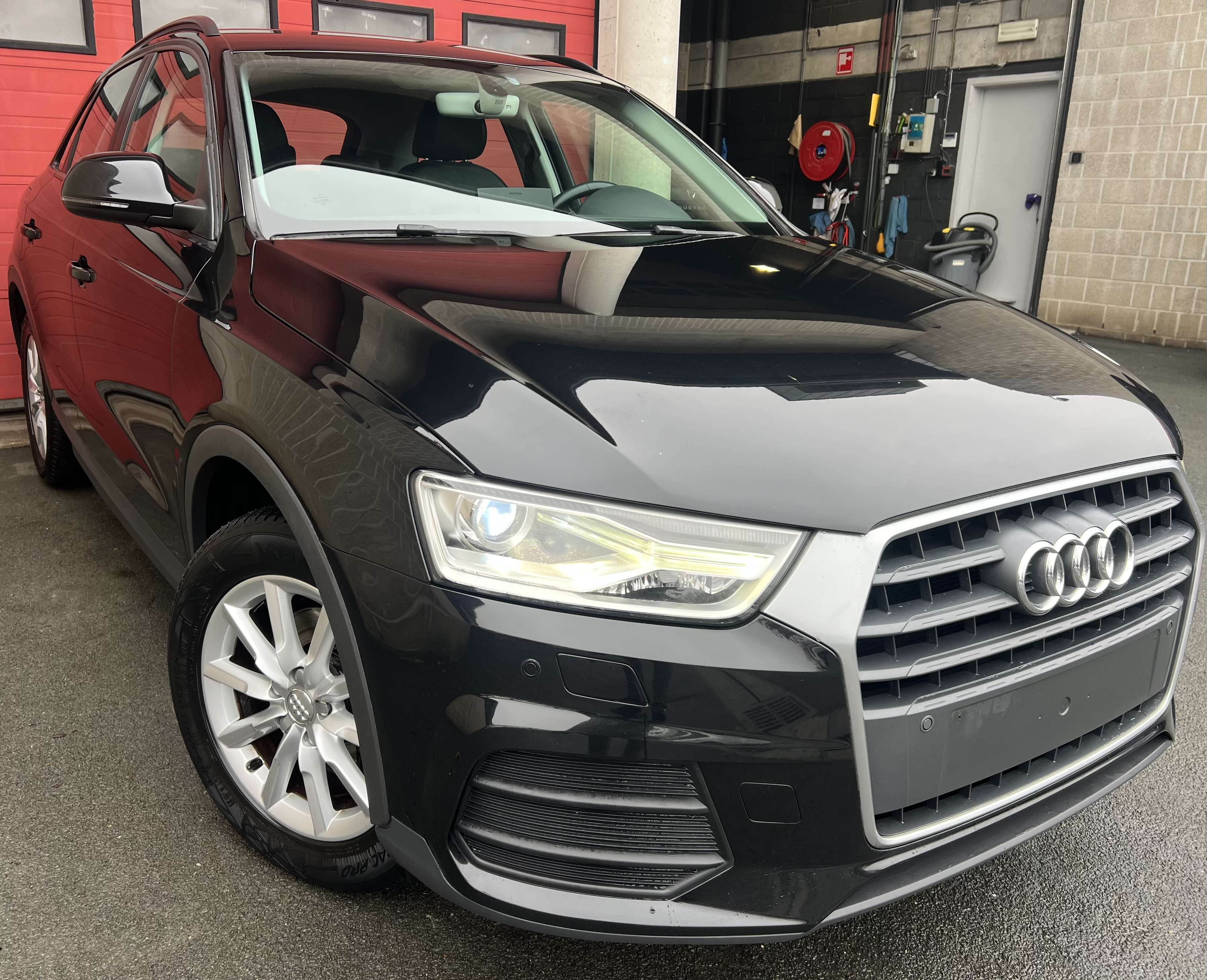Audi Q3 2.0 TDi + CAR-PASS + NAVI + CUIR