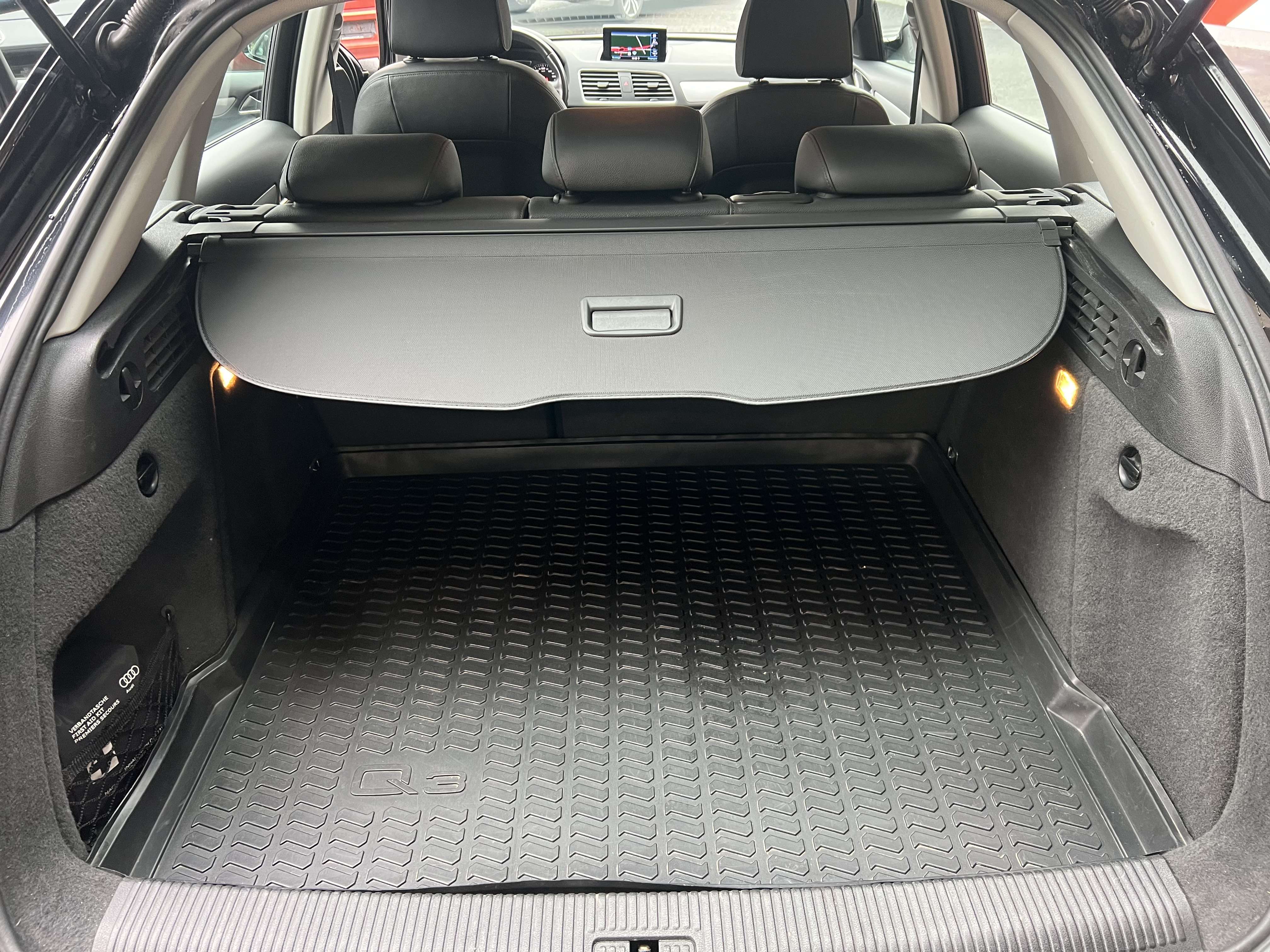 Audi Q3 2.0 TDi + CAR-PASS + NAVI + CUIR