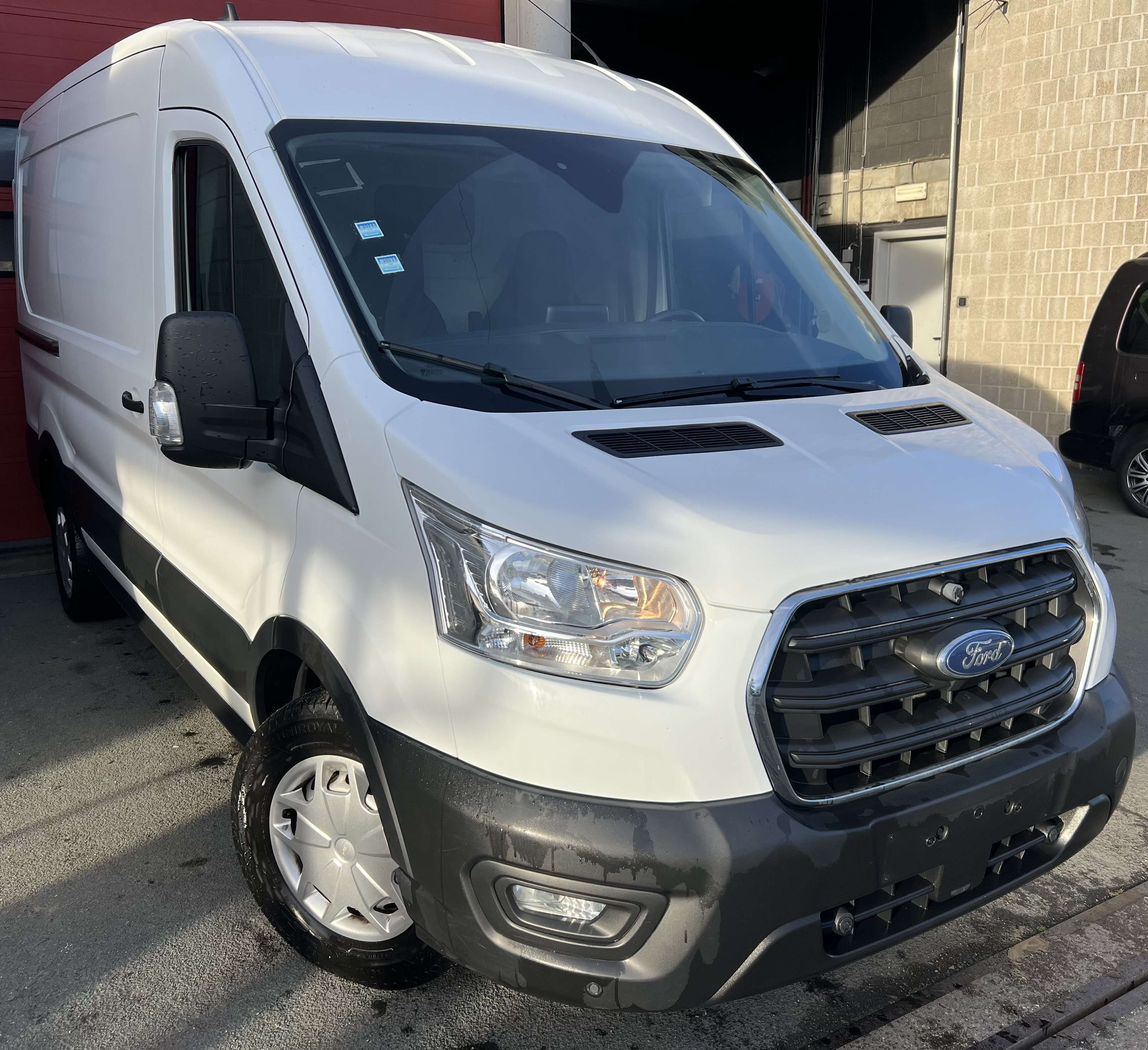 Ford Transit 2.0 TDCi L2H2 AWD Ambiente + CAMÉRA + NAVI