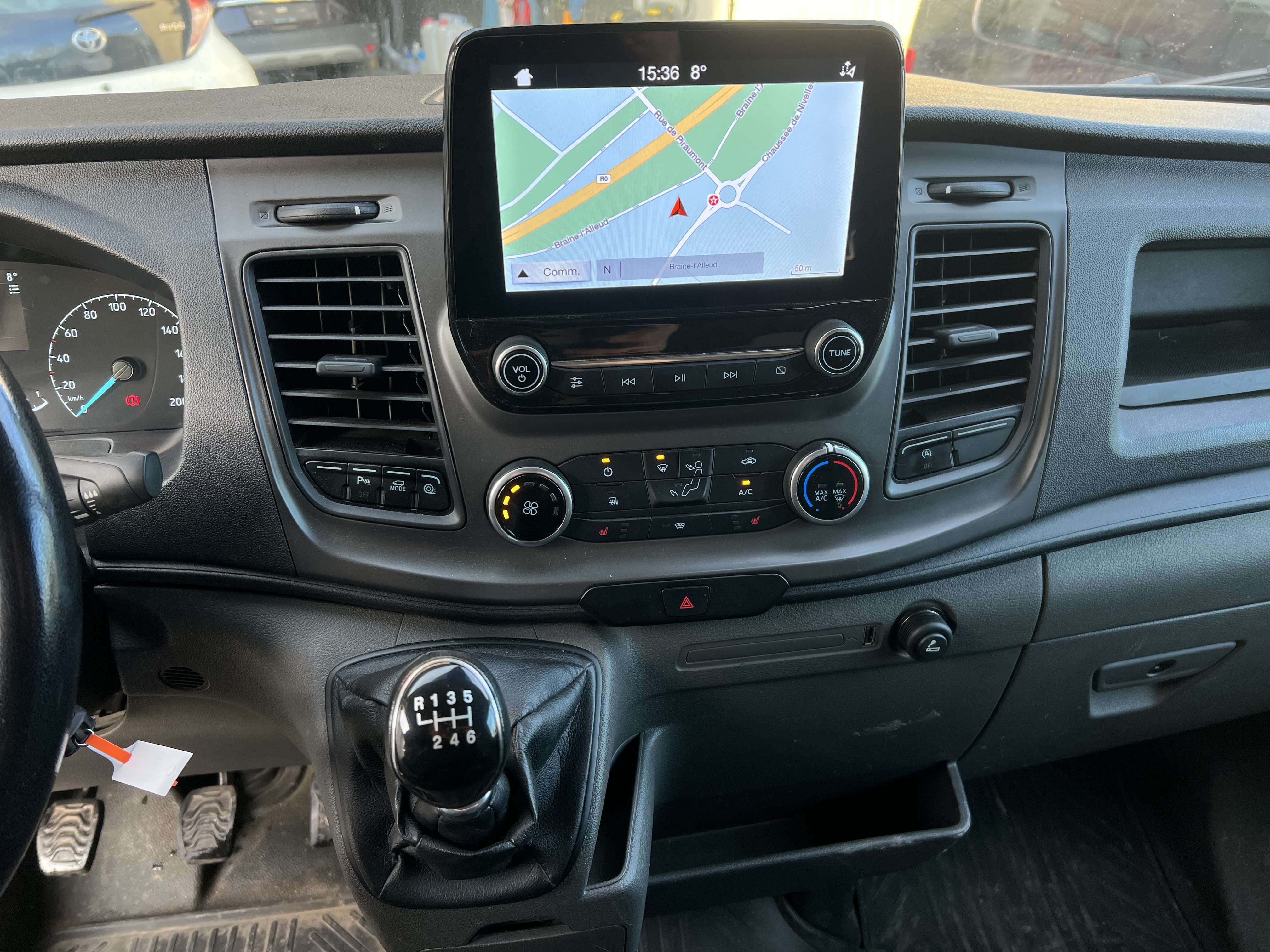 Ford Transit 2.0 TDCi L2H2 AWD Ambiente + CAMÉRA + NAVI