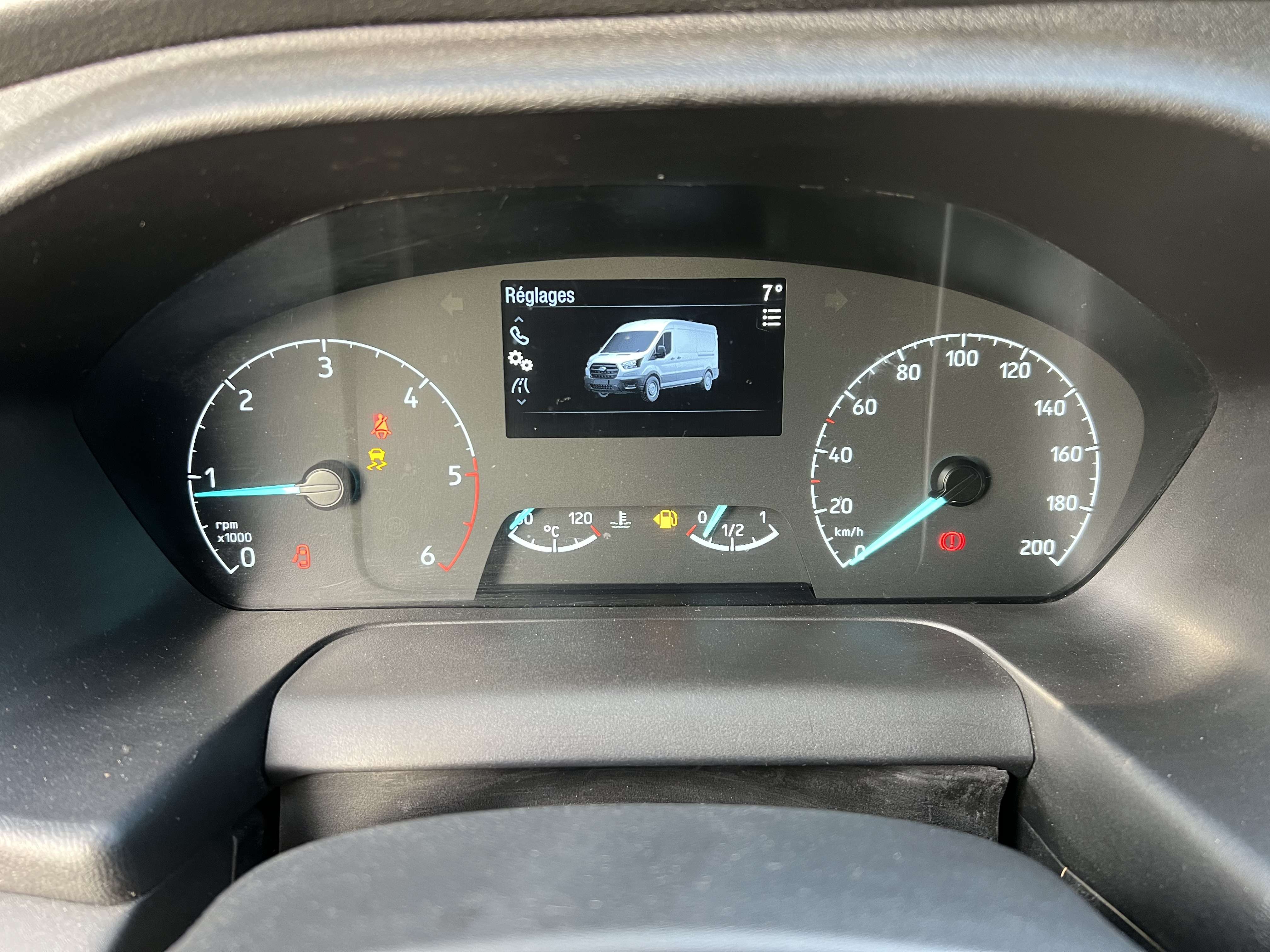 Ford Transit 2.0 TDCi L2H2 AWD Ambiente + CAMÉRA + NAVI