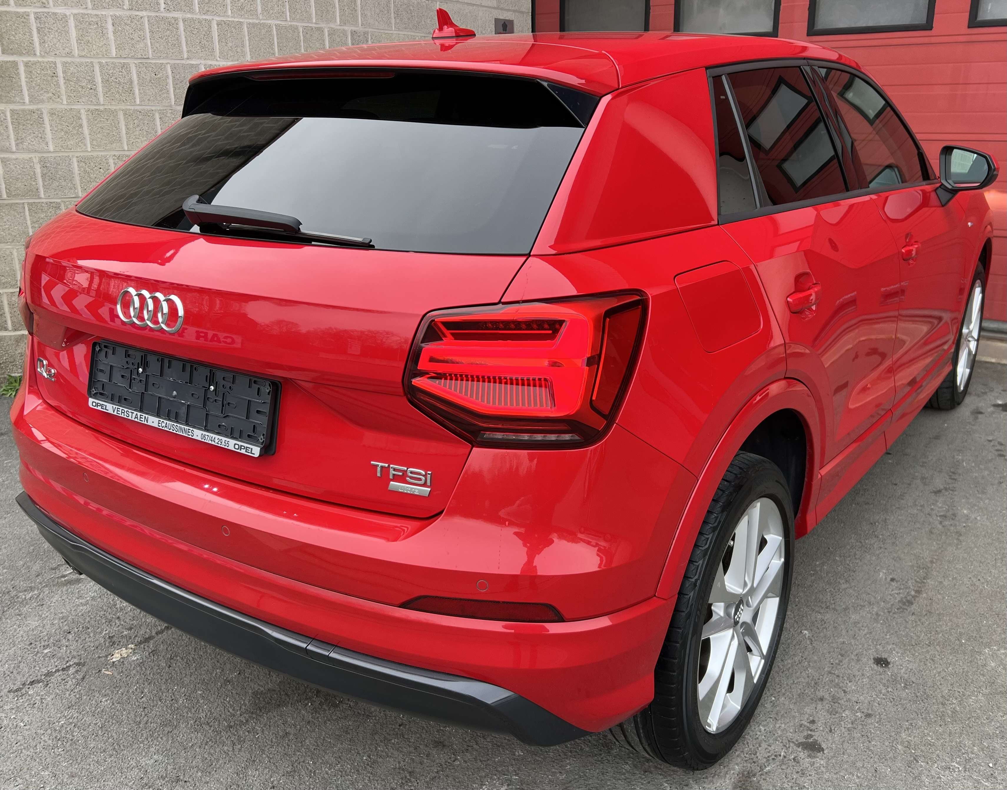 Audi Q2 1.0 TFSI S/line S tronic ( 12.727 € HTVA )