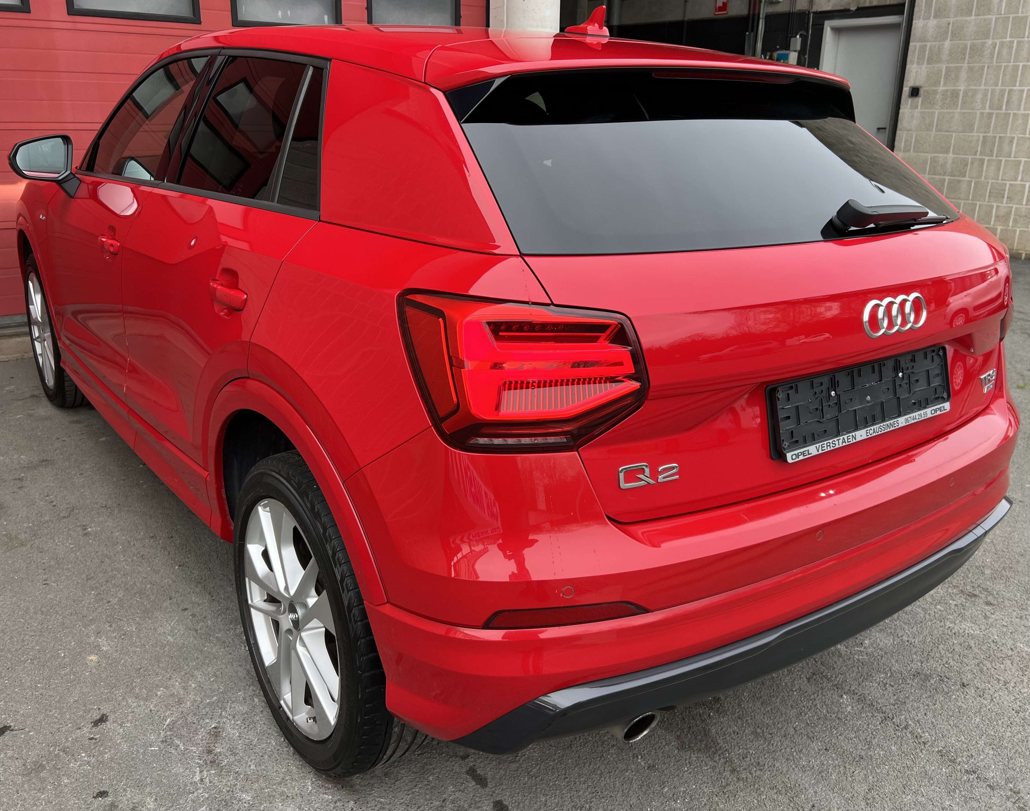 Audi Q2 1.0 TFSI S/line S tronic ( 12.727 € HTVA )