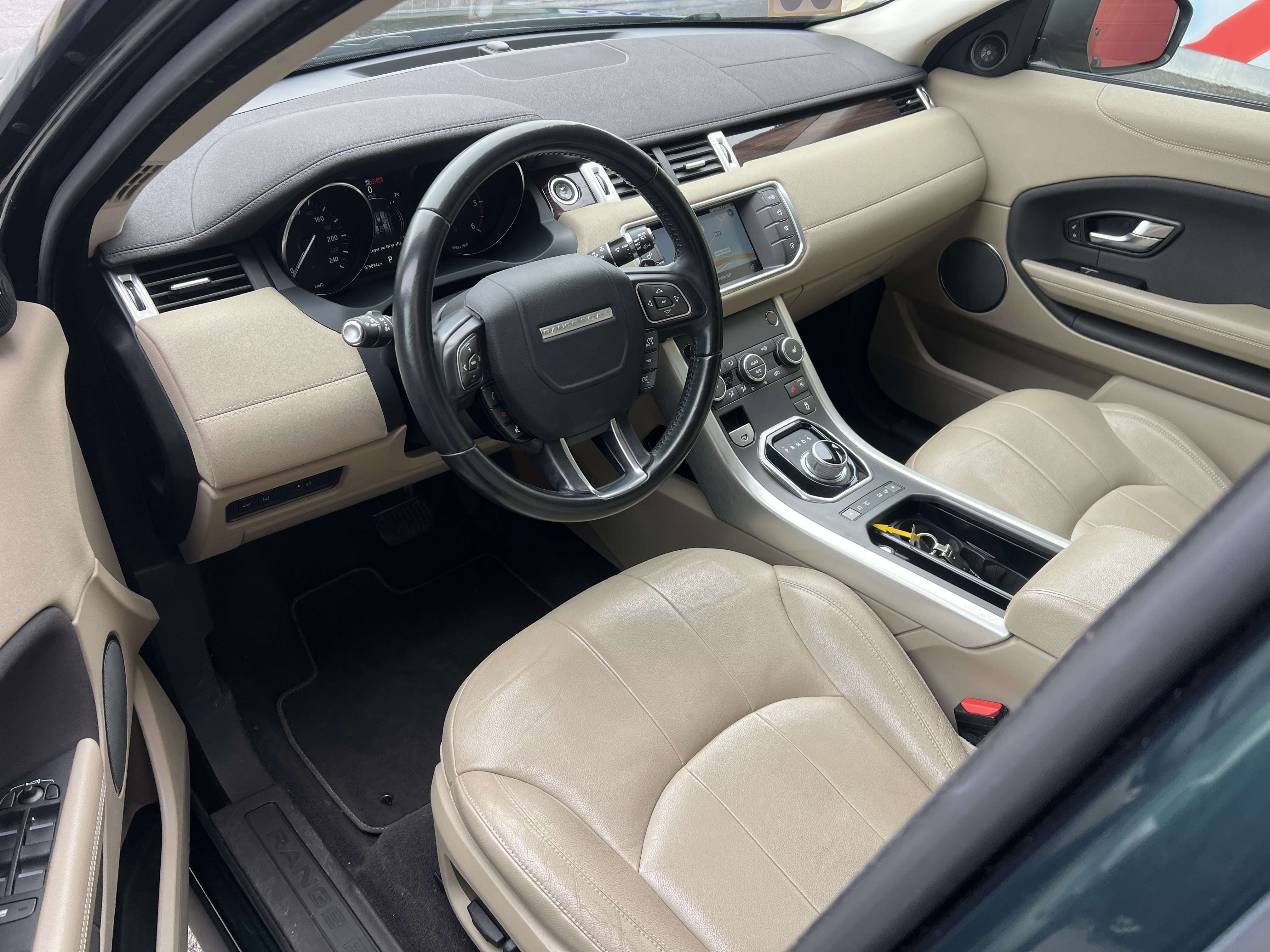 Land Rover Range Rover Evoque 2.0 TD4 4WD Urban Series +CAR-PASS +CAMÉRA +PANO