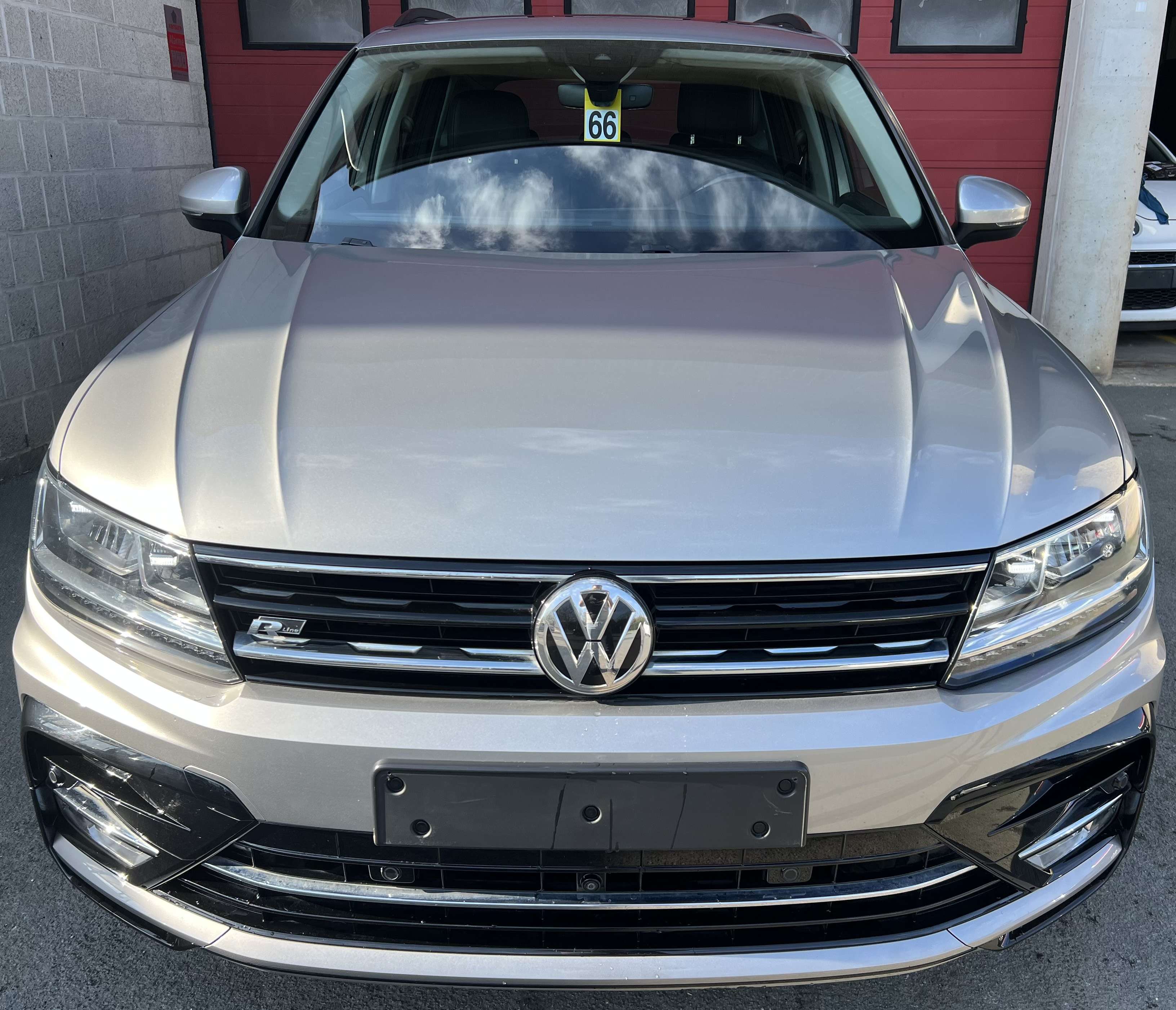 Volkswagen Tiguan 2.0 TDi R-line +PANO +CUIR +NAVI +CAR-PASS