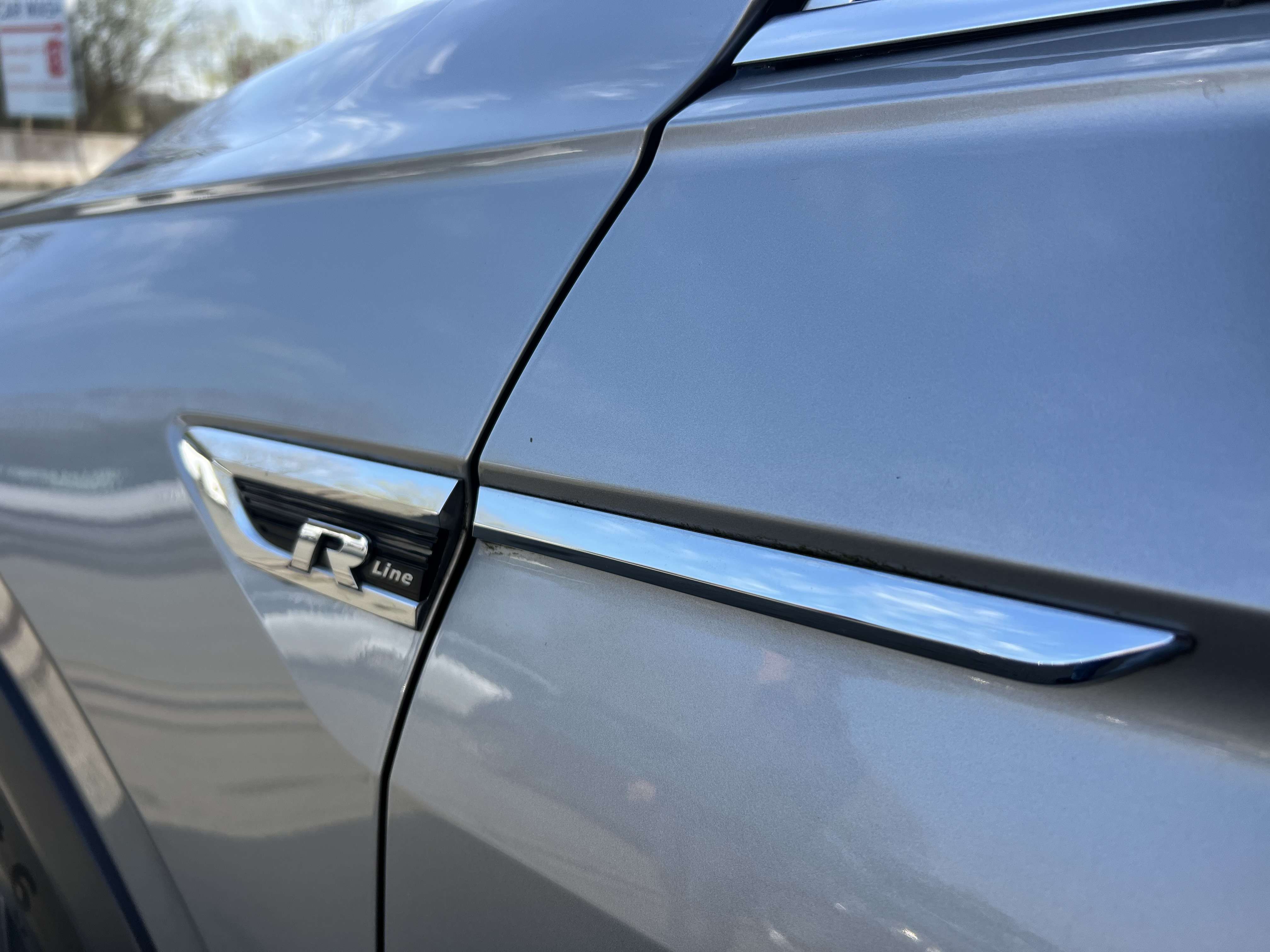 Volkswagen Tiguan 2.0 TDi R-line +PANO +CUIR +NAVI +CAR-PASS