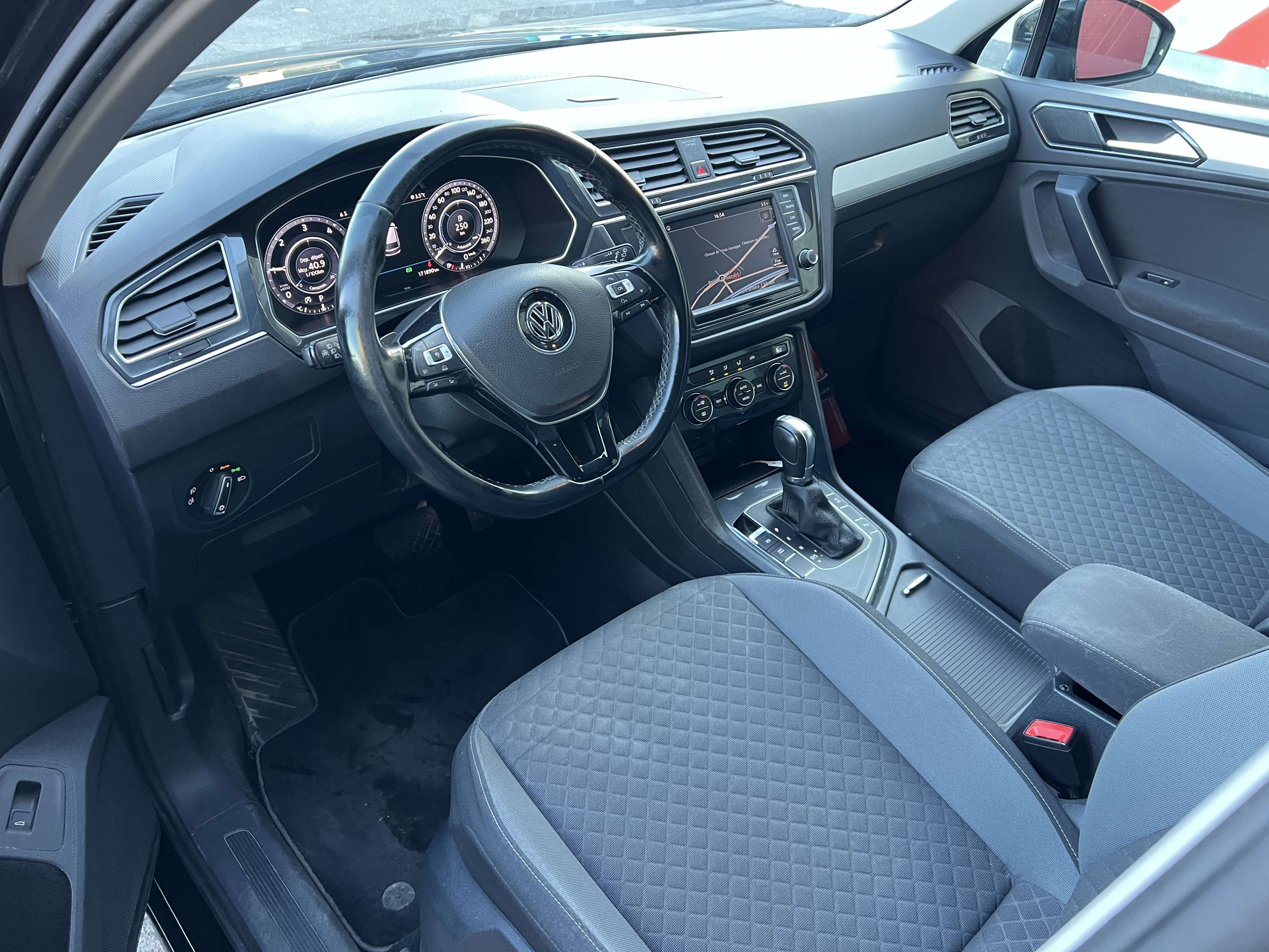 Volkswagen Tiguan 2.0 TDi SCR Comfortline BMT DSG