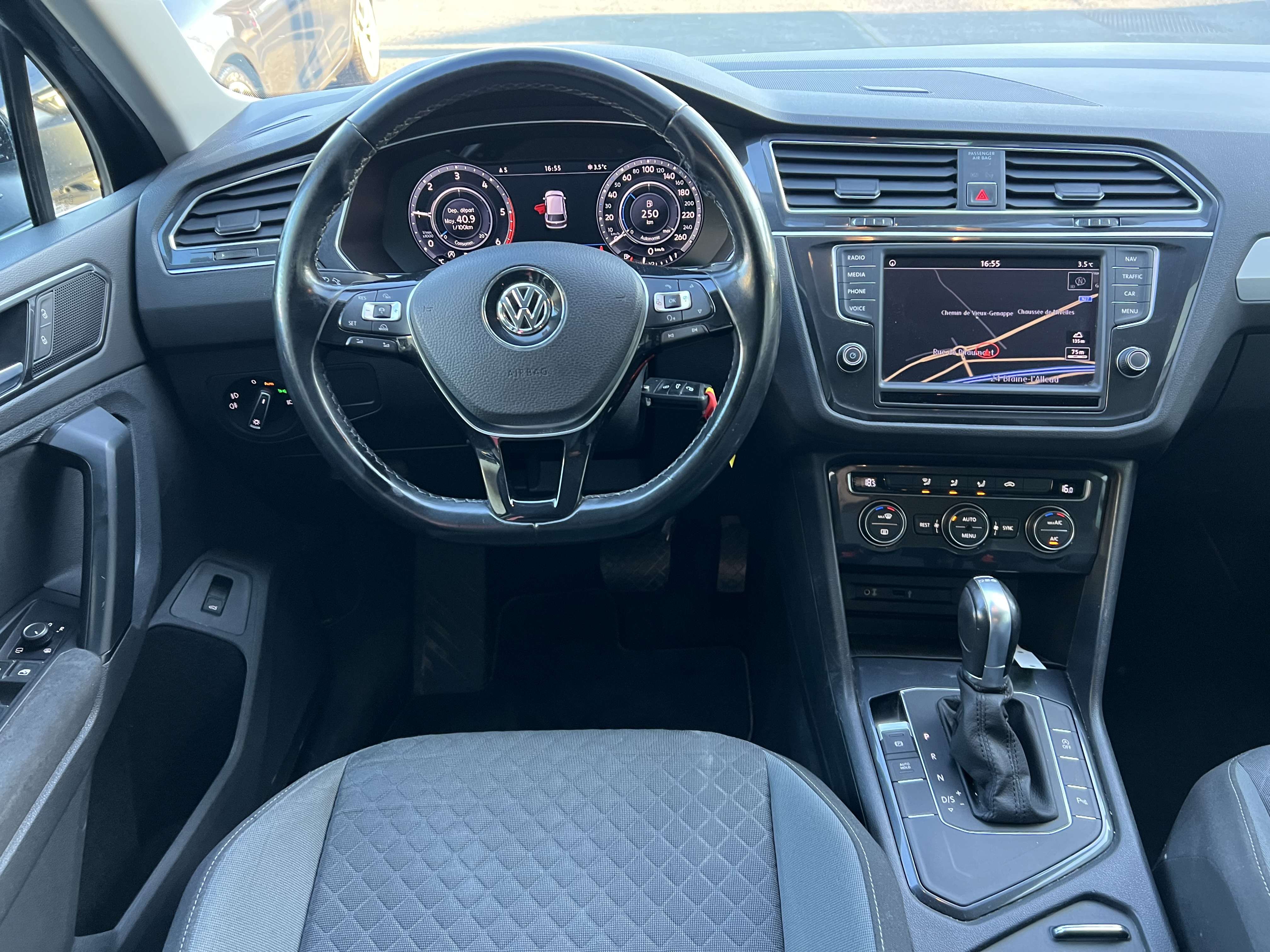 Volkswagen Tiguan 2.0 TDi SCR Comfortline BMT DSG