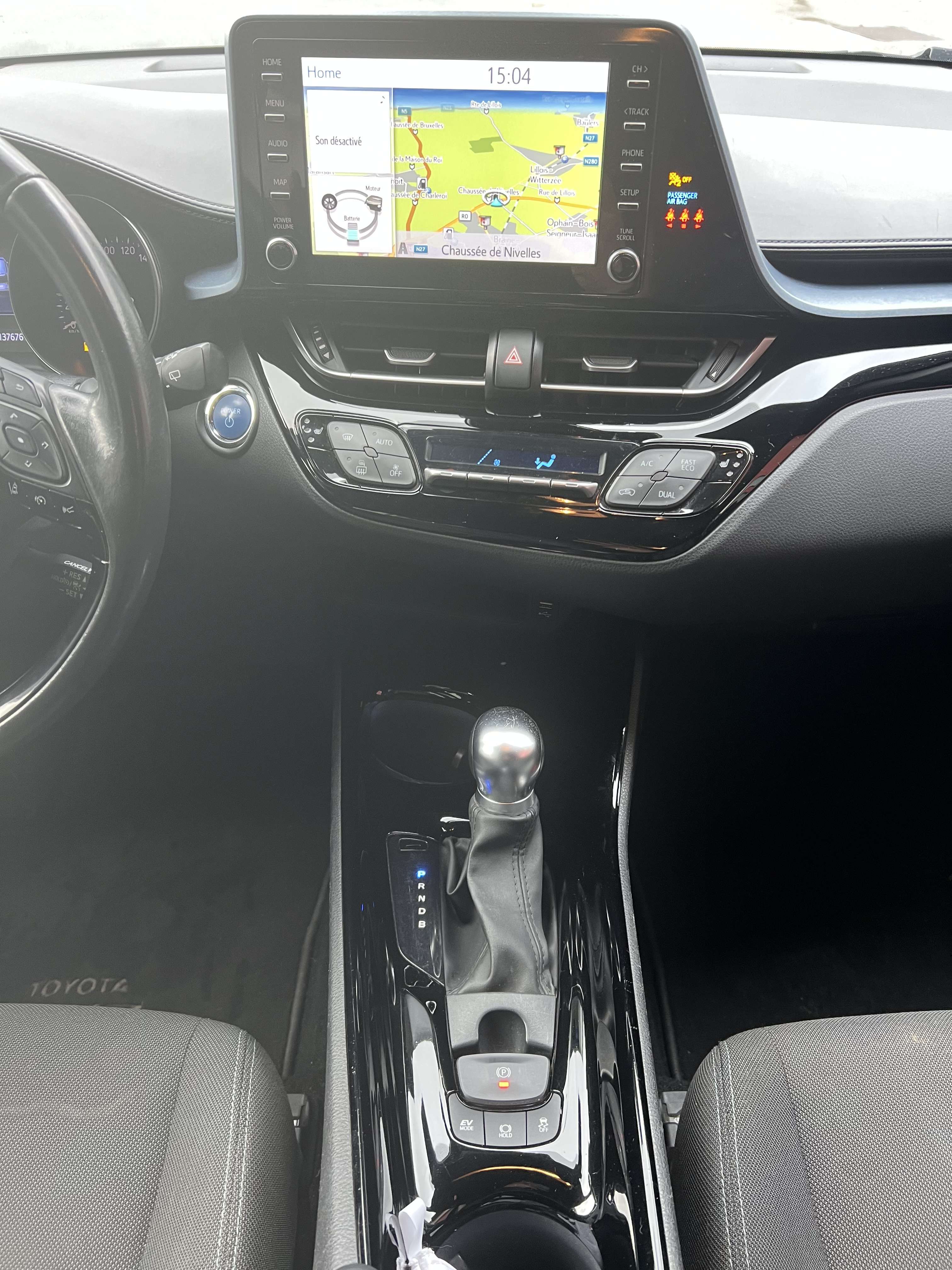 Toyota C-HR Hybrid 1.8i VVT-i C-Enter E-CVT +CAR-PASS +CAMÉRA