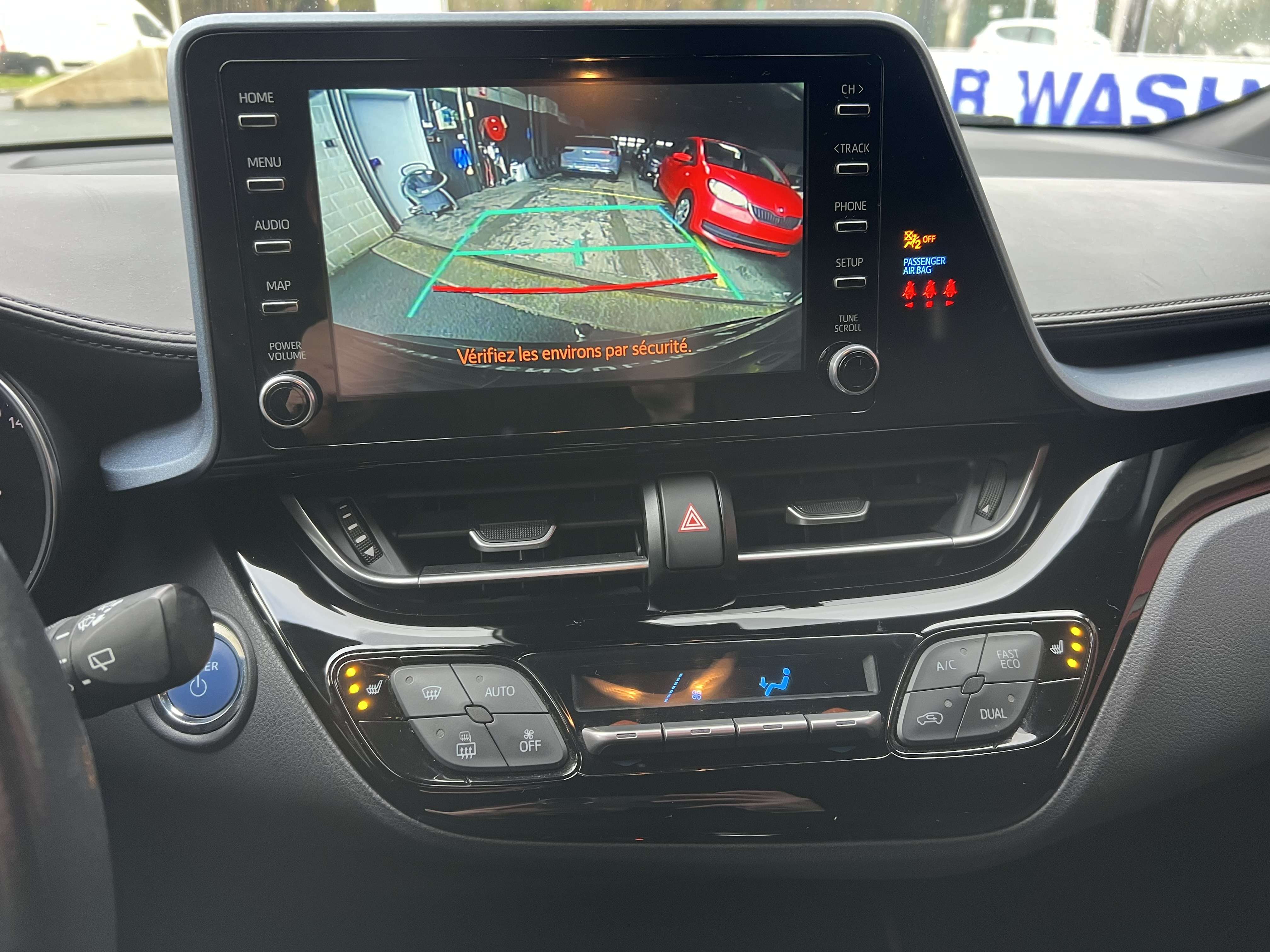 Toyota C-HR Hybrid 1.8i VVT-i C-Enter E-CVT +CAR-PASS +CAMÉRA