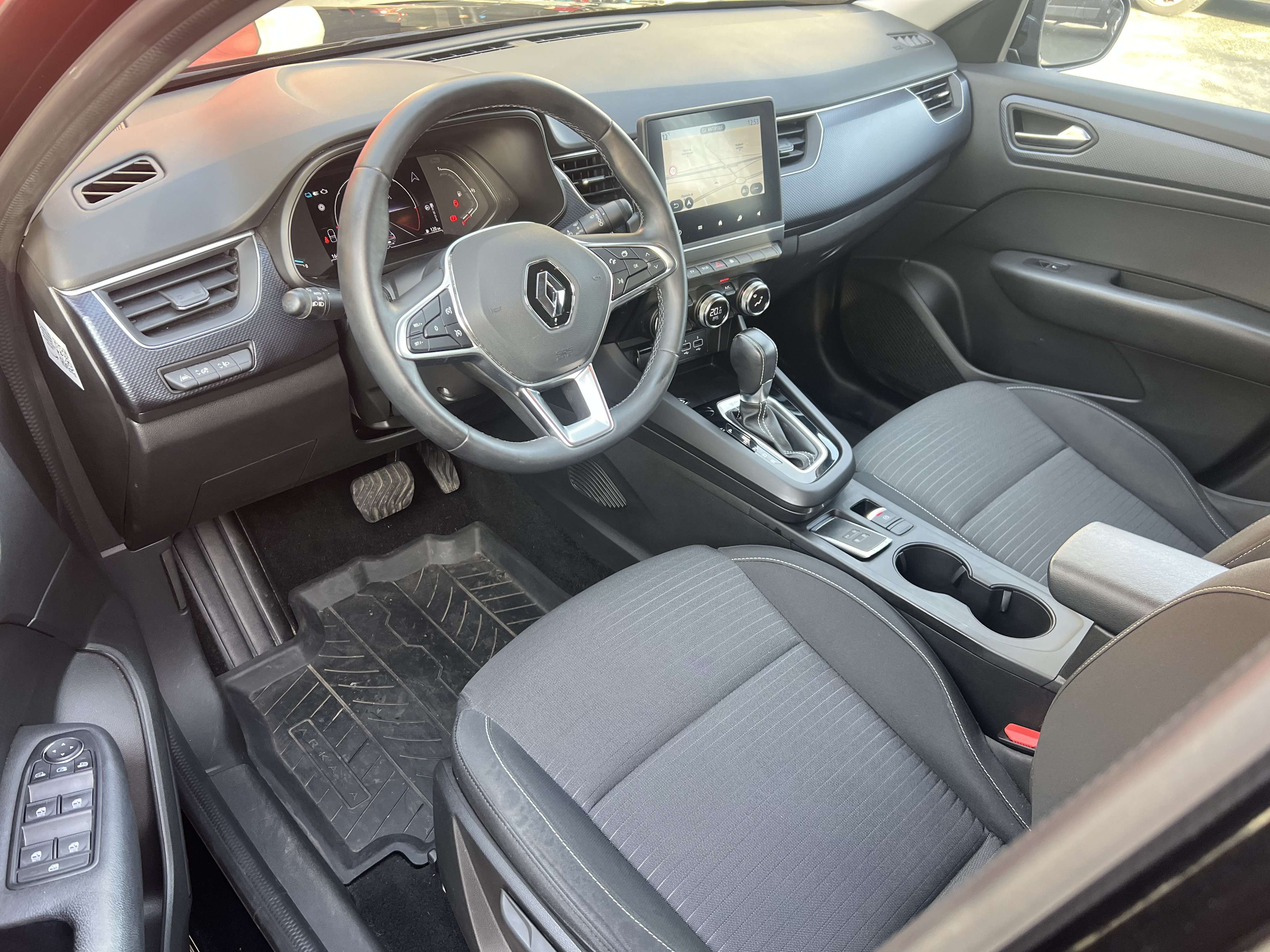 Renault Arkana 1.6 E-TECH HYBRID + CAR-PASS + NAVI + CAMÉRA