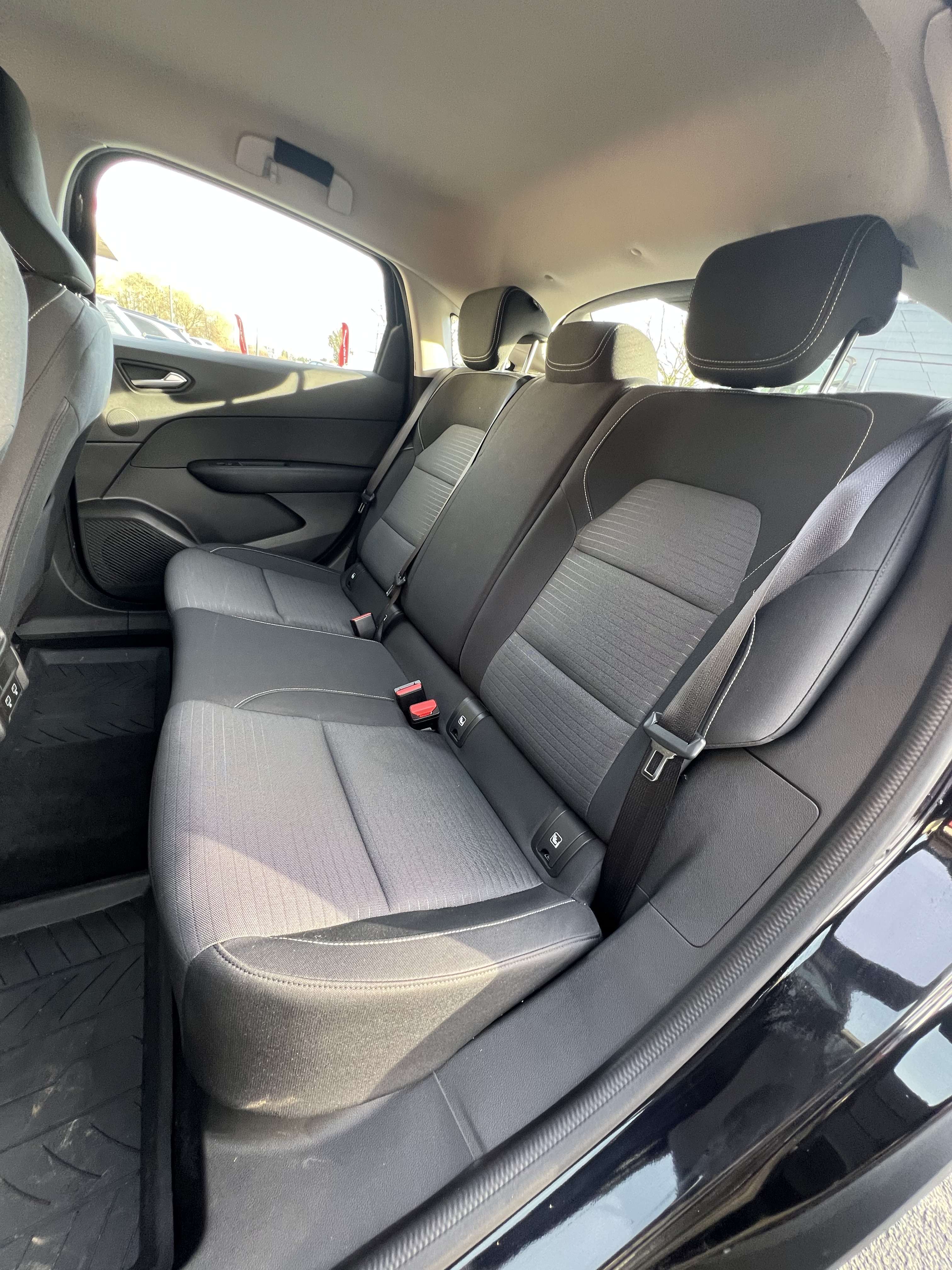 Renault Arkana 1.6 E-TECH HYBRID + CAR-PASS + NAVI + CAMÉRA