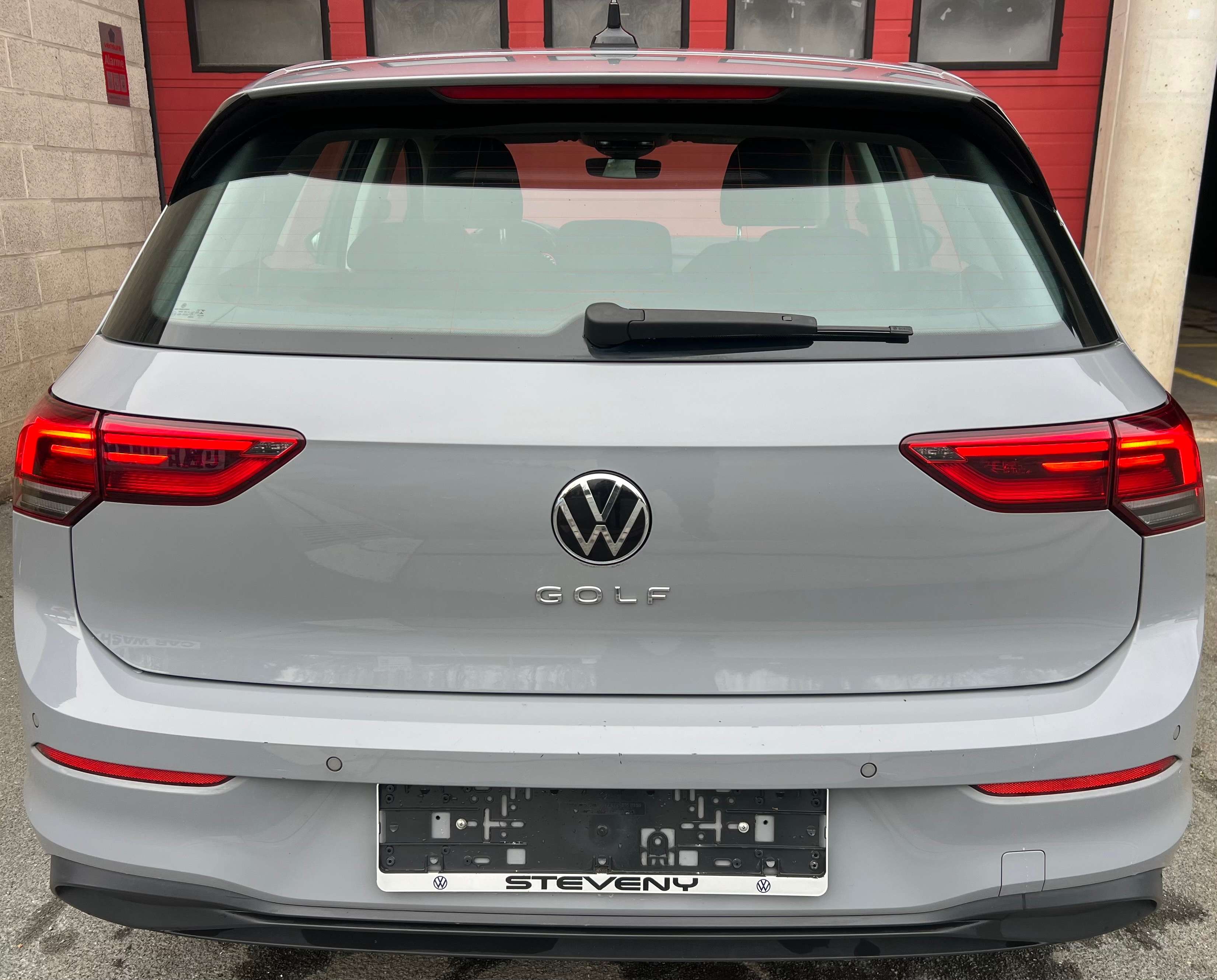 Volkswagen Golf 2.0 SCR TDi 1st Edition ( 15.619 € HTVA )