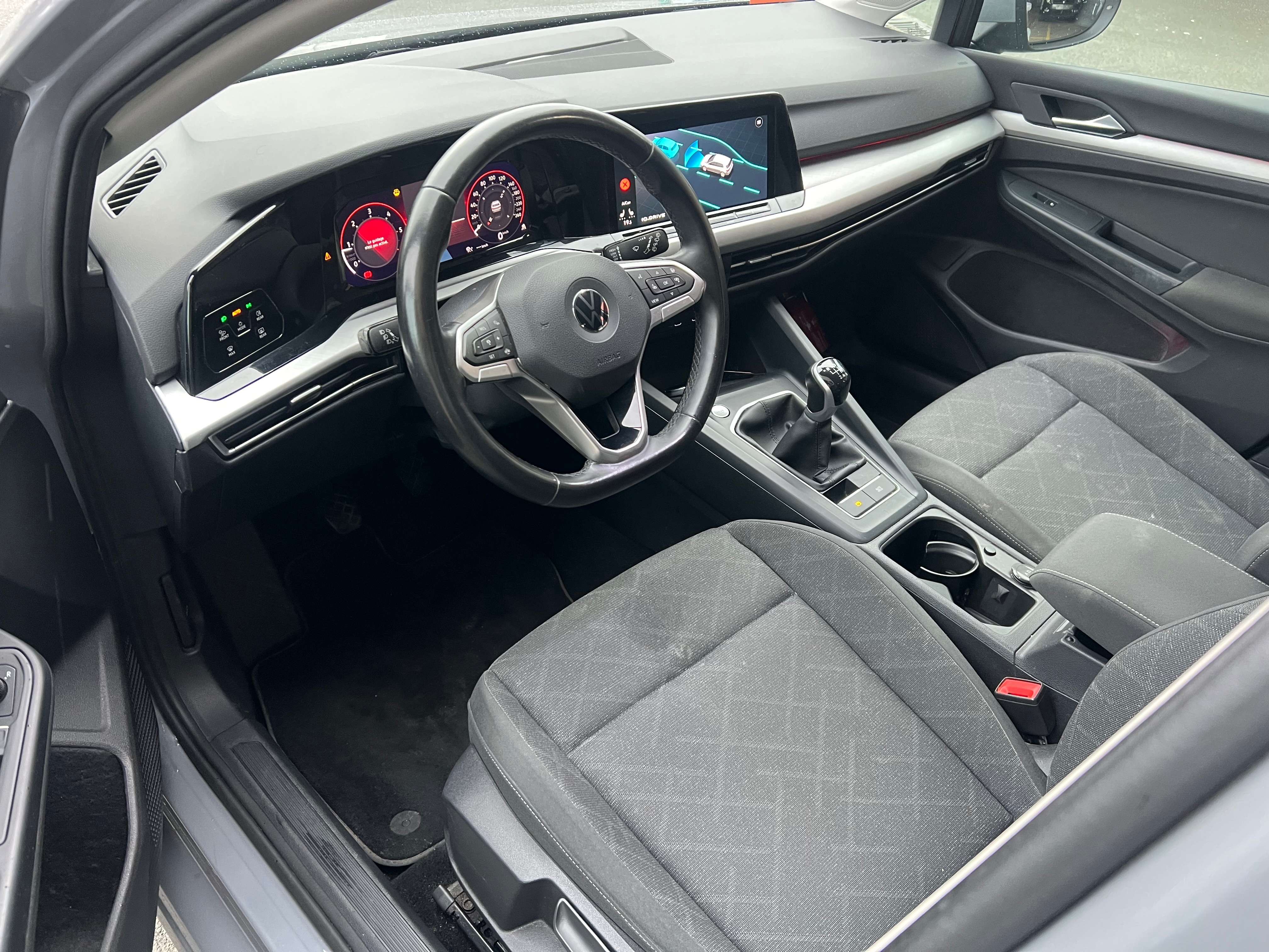 Volkswagen Golf 2.0 SCR TDi 1st Edition ( 15.619 € HTVA )