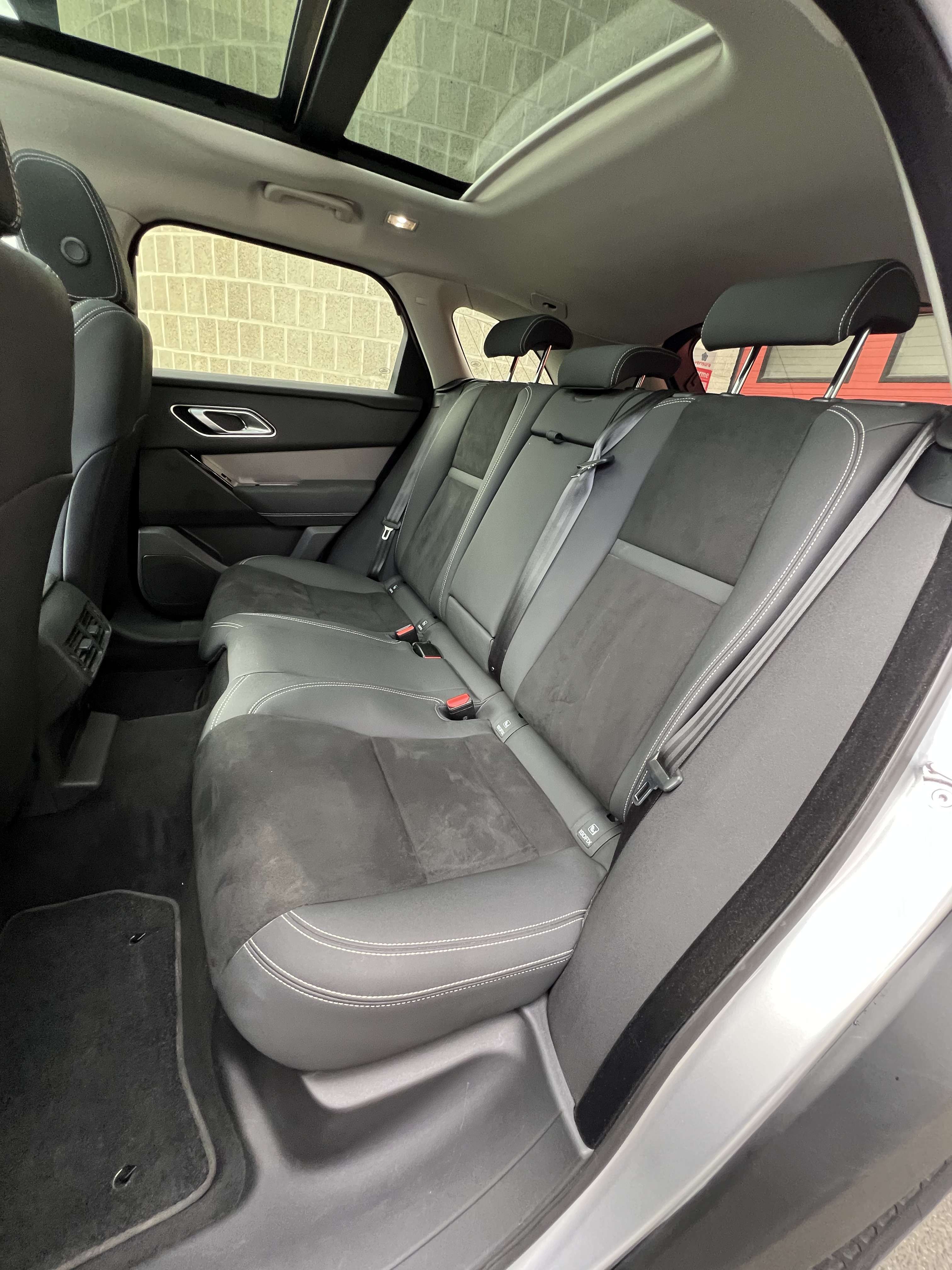 Land Rover Range Rover Velar 2.0 TD4 + CAR-PASS + CAMÉRA + NAVI + PANO