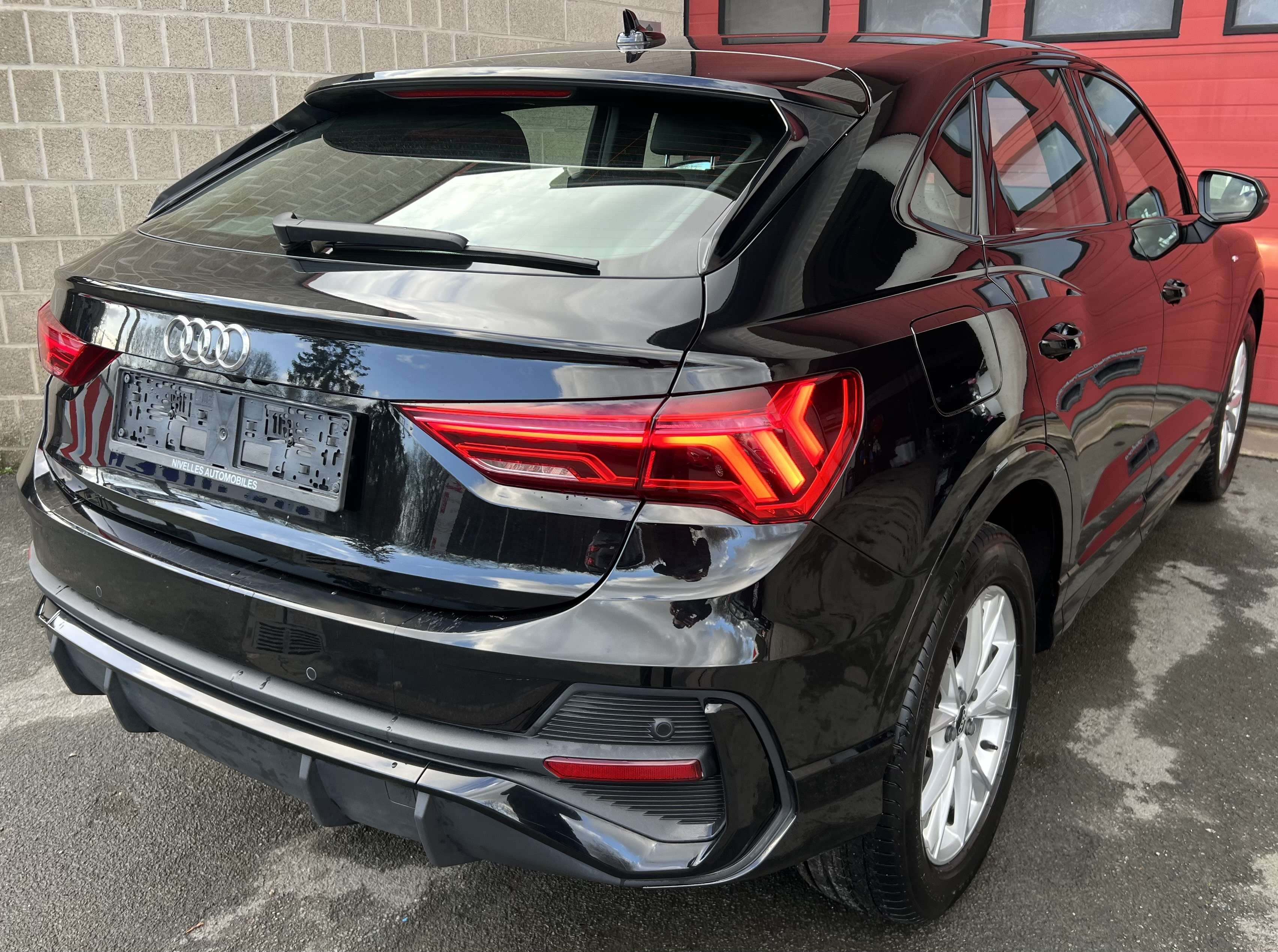 Audi Q3 TFSIe Attraction S tron +CAR-PASS +NAVI +GARANTIE