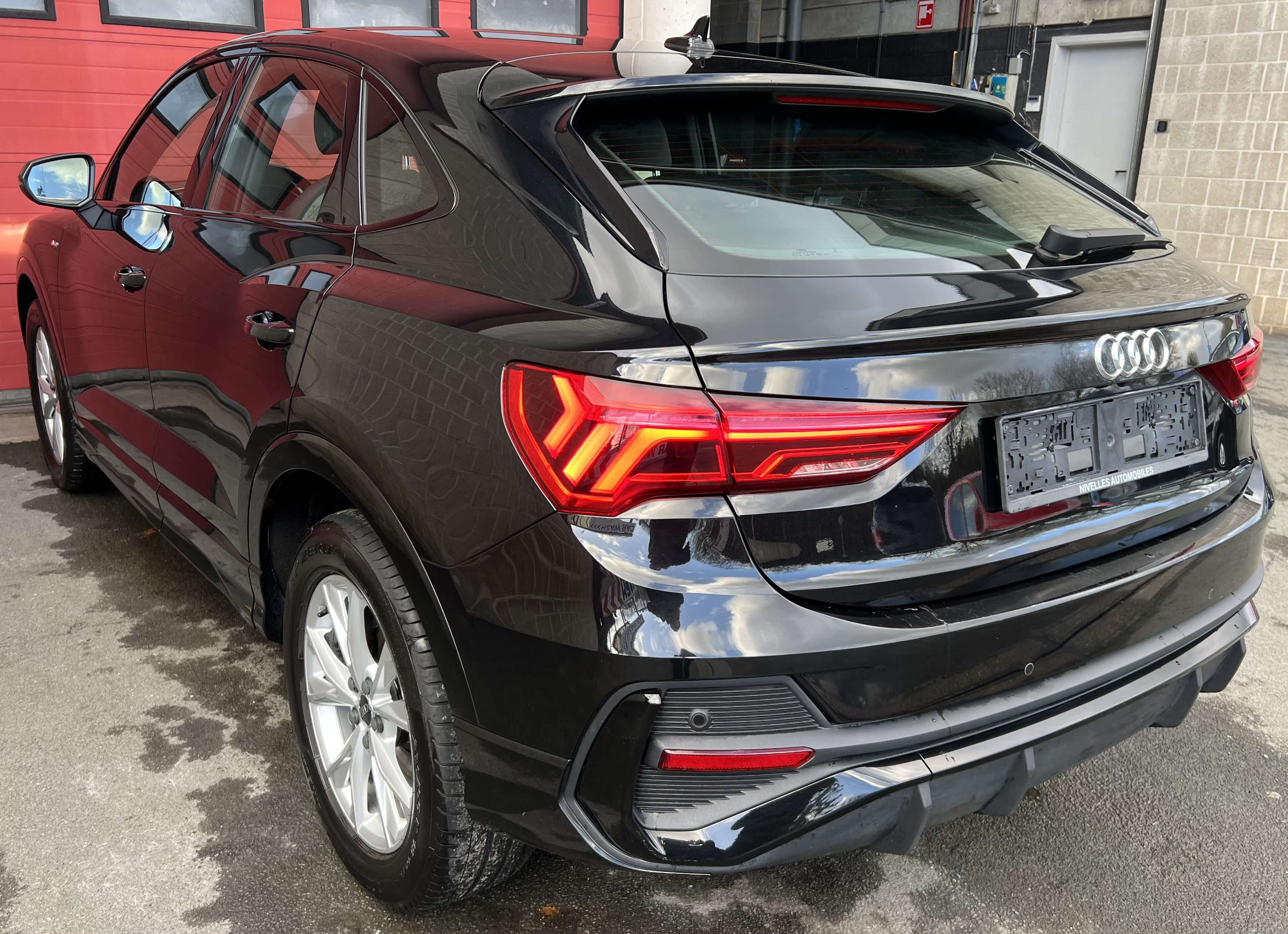 Audi Q3 TFSIe Attraction S tron +CAR-PASS +NAVI +GARANTIE