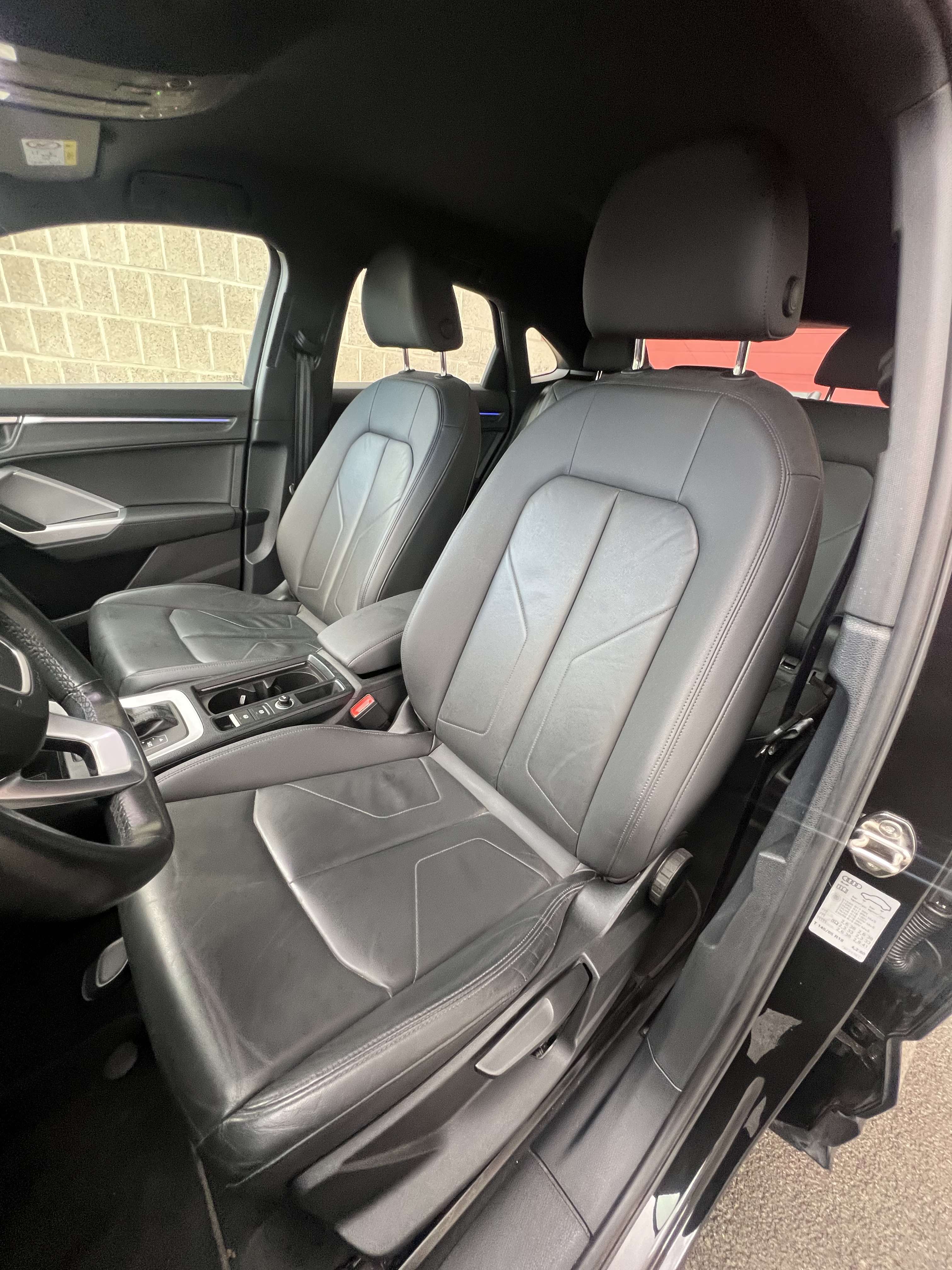 Audi Q3 TFSIe Attraction S tron +CAR-PASS +NAVI +GARANTIE