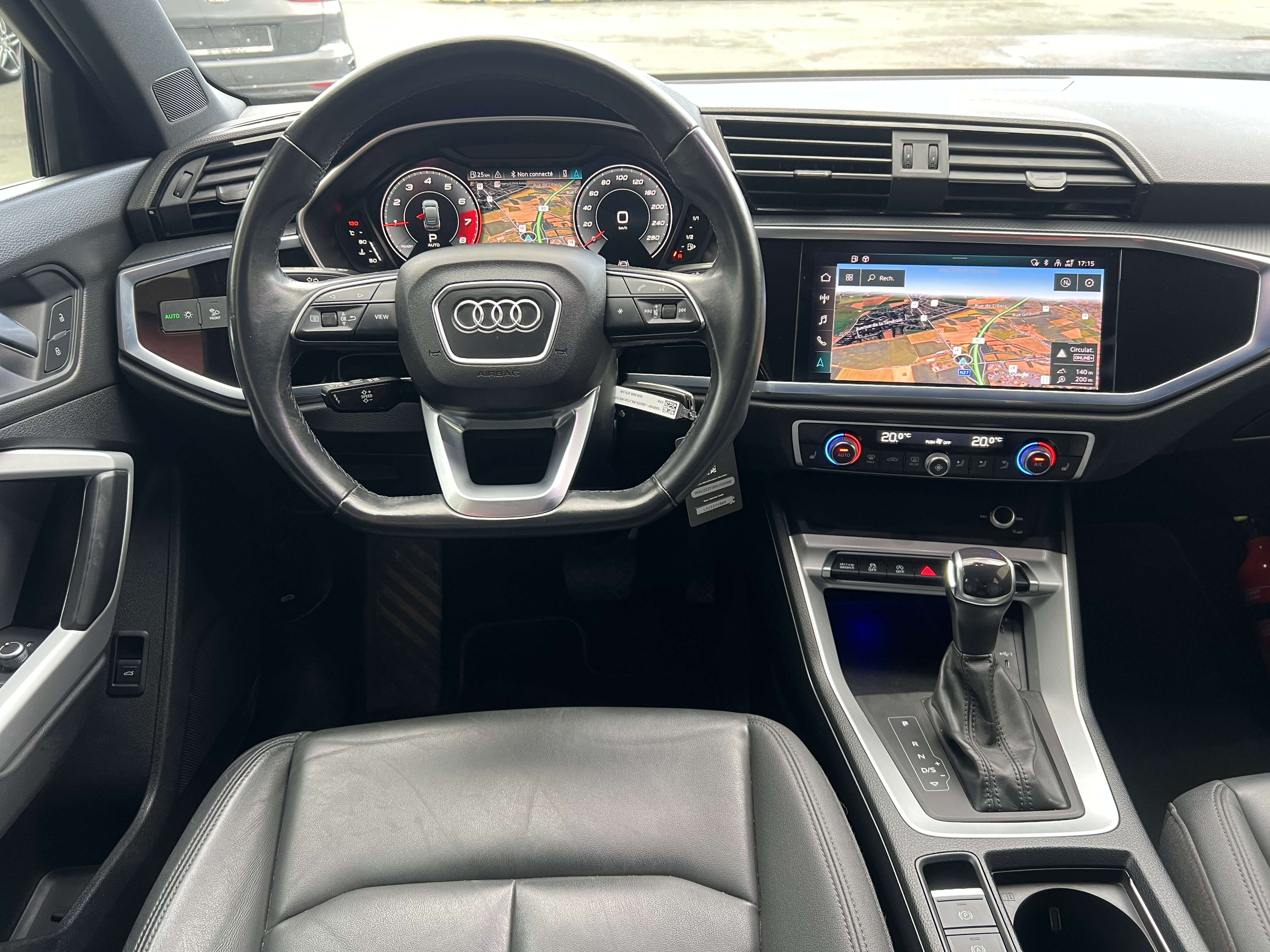 Audi Q3 TFSIe Attraction S tron +CAR-PASS +NAVI +GARANTIE