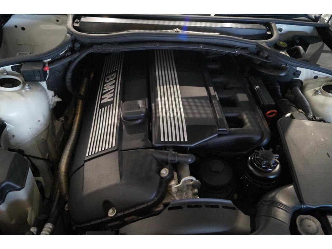 Bmw Serie 3 touring 325 i E46 BVA INT CUIR ETAT GENERAL EXCEPTIONNEL