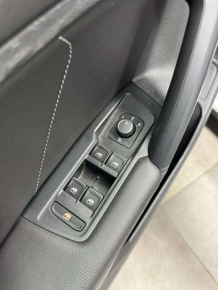Volkswagen Tiguan Tiguan 1.5 TSI R-Line DSG **12 mois de garantie**