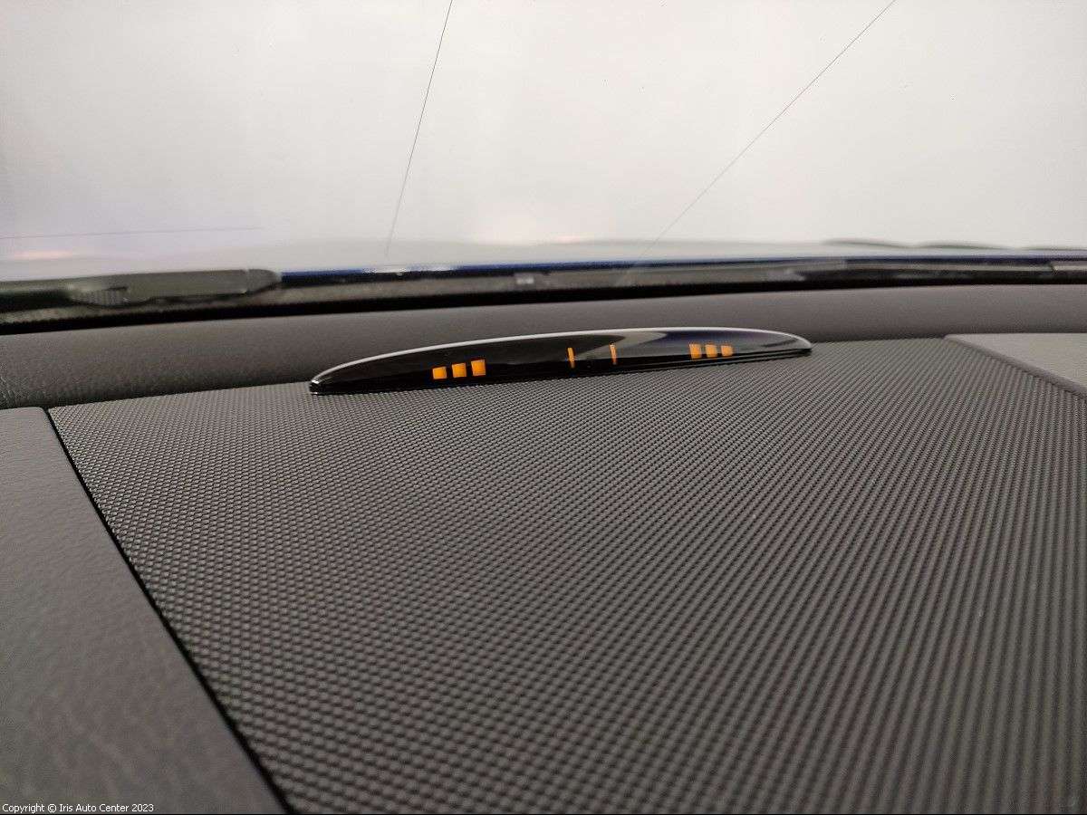 Mercedes-Benz SLC 180 1.6 |TOIT PANO| NAVI | CAPTEUR AV-AR | BLUETOOTH