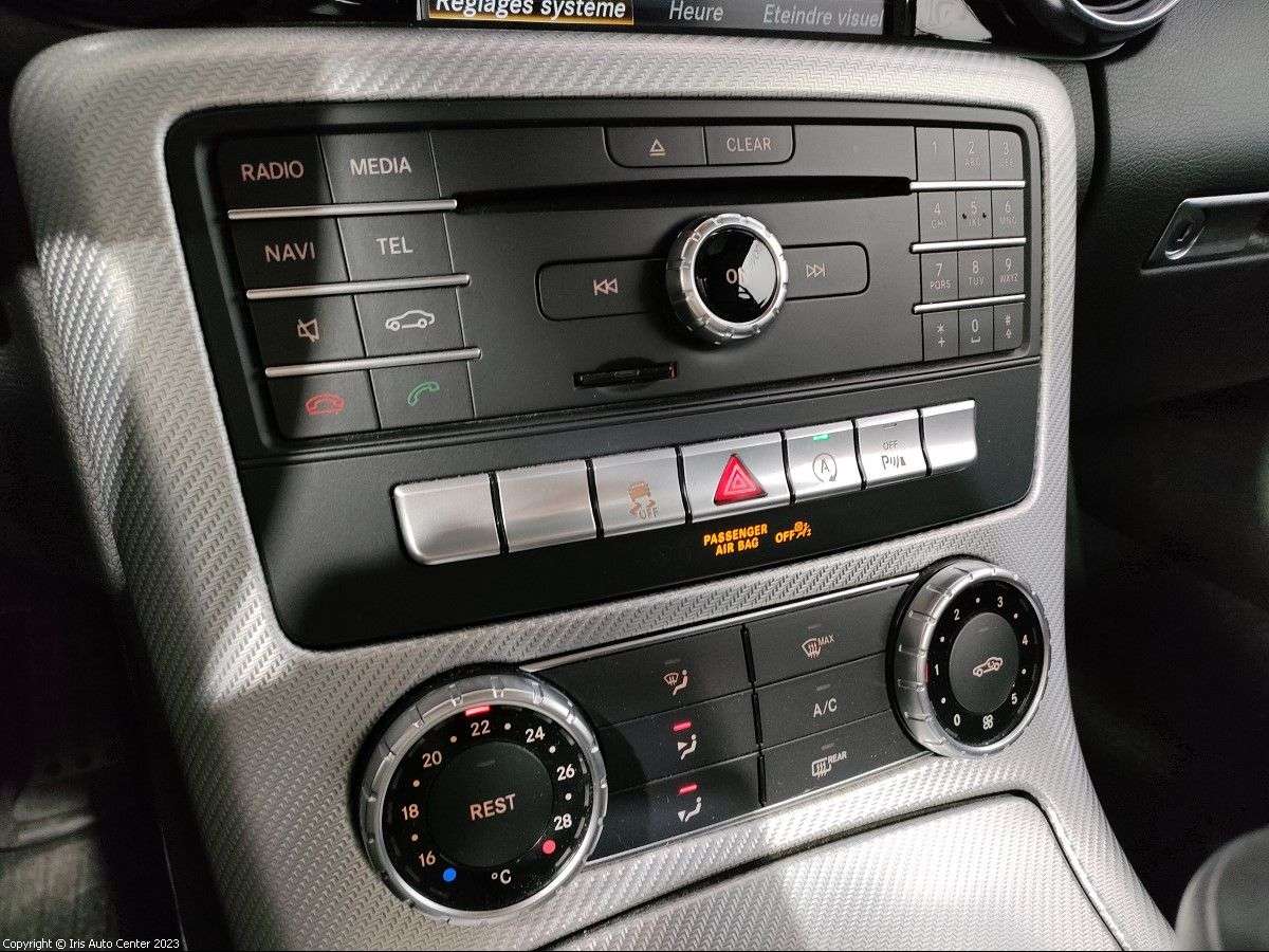 Mercedes-Benz SLC 180 1.6 |TOIT PANO| NAVI | CAPTEUR AV-AR | BLUETOOTH