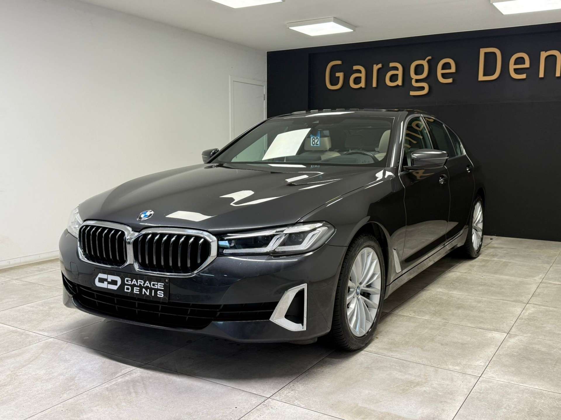 BMW 520 BOITE AUTO**GPS**CAMERA**LED**GARANTIE 12MOIS
