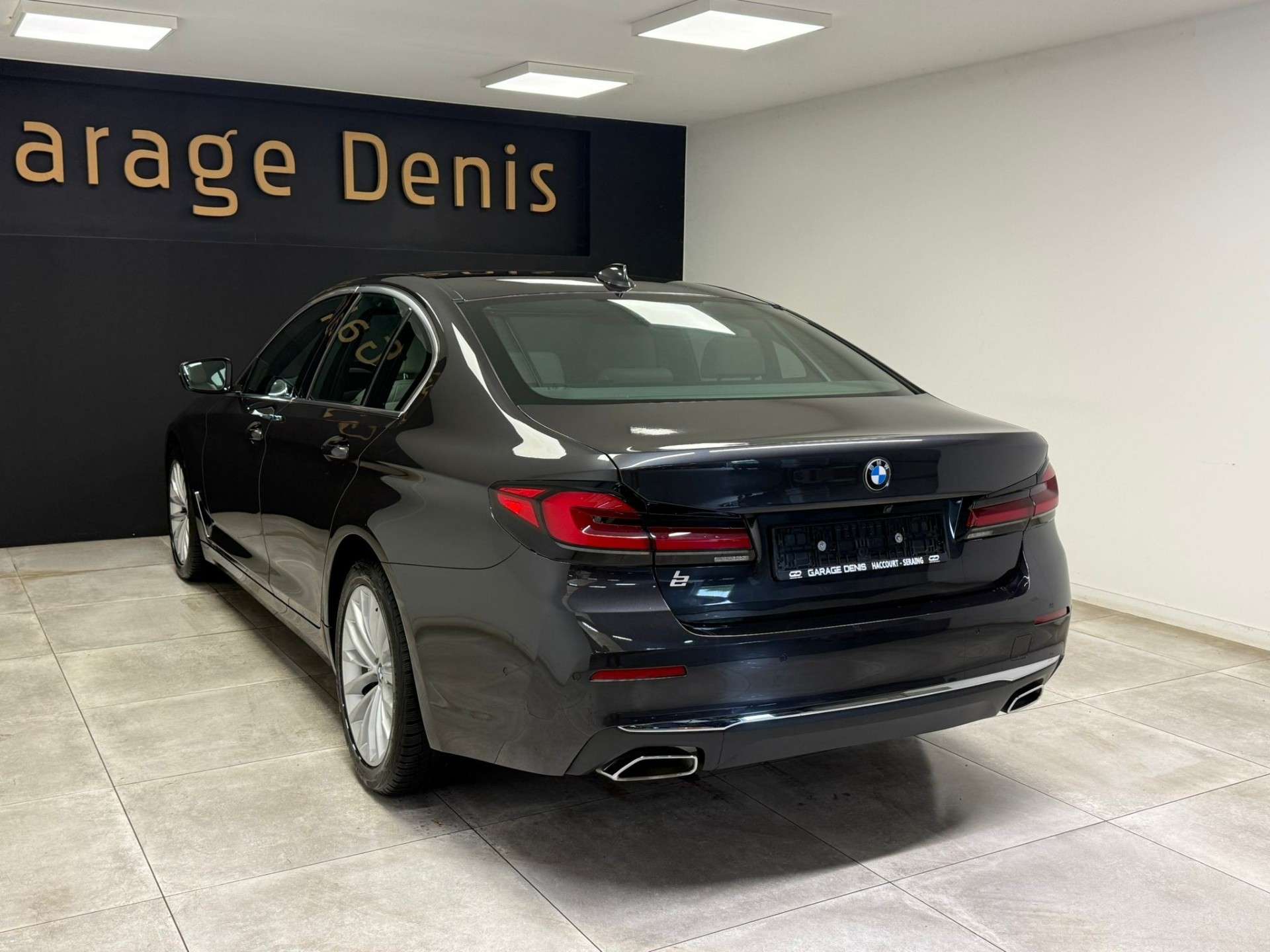 BMW 520 BOITE AUTO**GPS**CAMERA**LED**GARANTIE 12MOIS