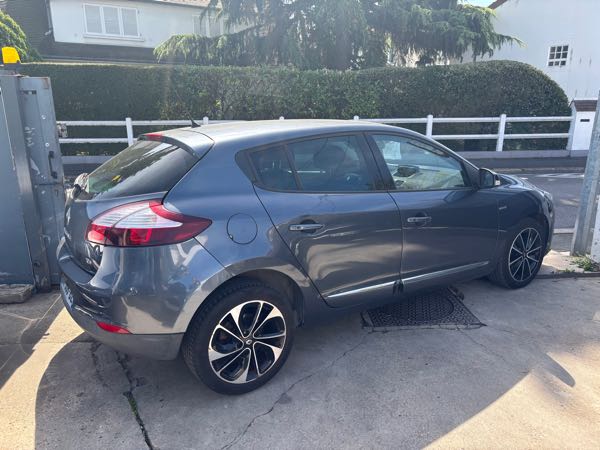 Renault Megane III (3) 1.2 TCE 130 ENERGY BOSE EDITION EDC