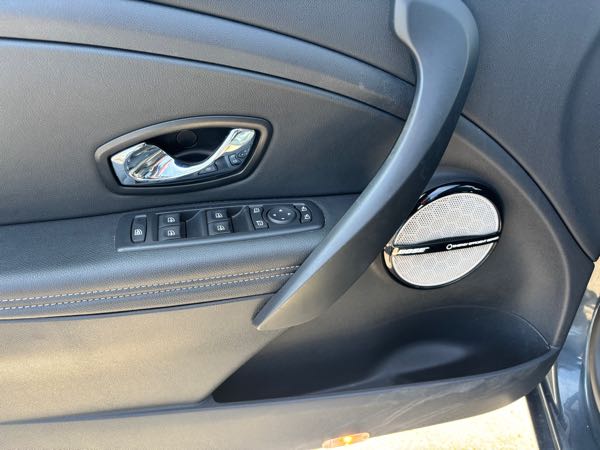 Renault Megane III (3) 1.2 TCE 130 ENERGY BOSE EDITION EDC