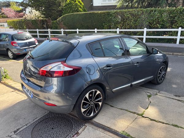 Renault Megane III (3) 1.2 TCE 130 ENERGY BOSE EDITION EDC