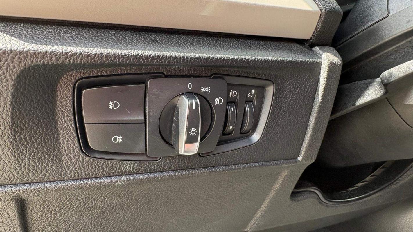 Bmw Serie 1 F20 114i 102 ch 127g Premiere