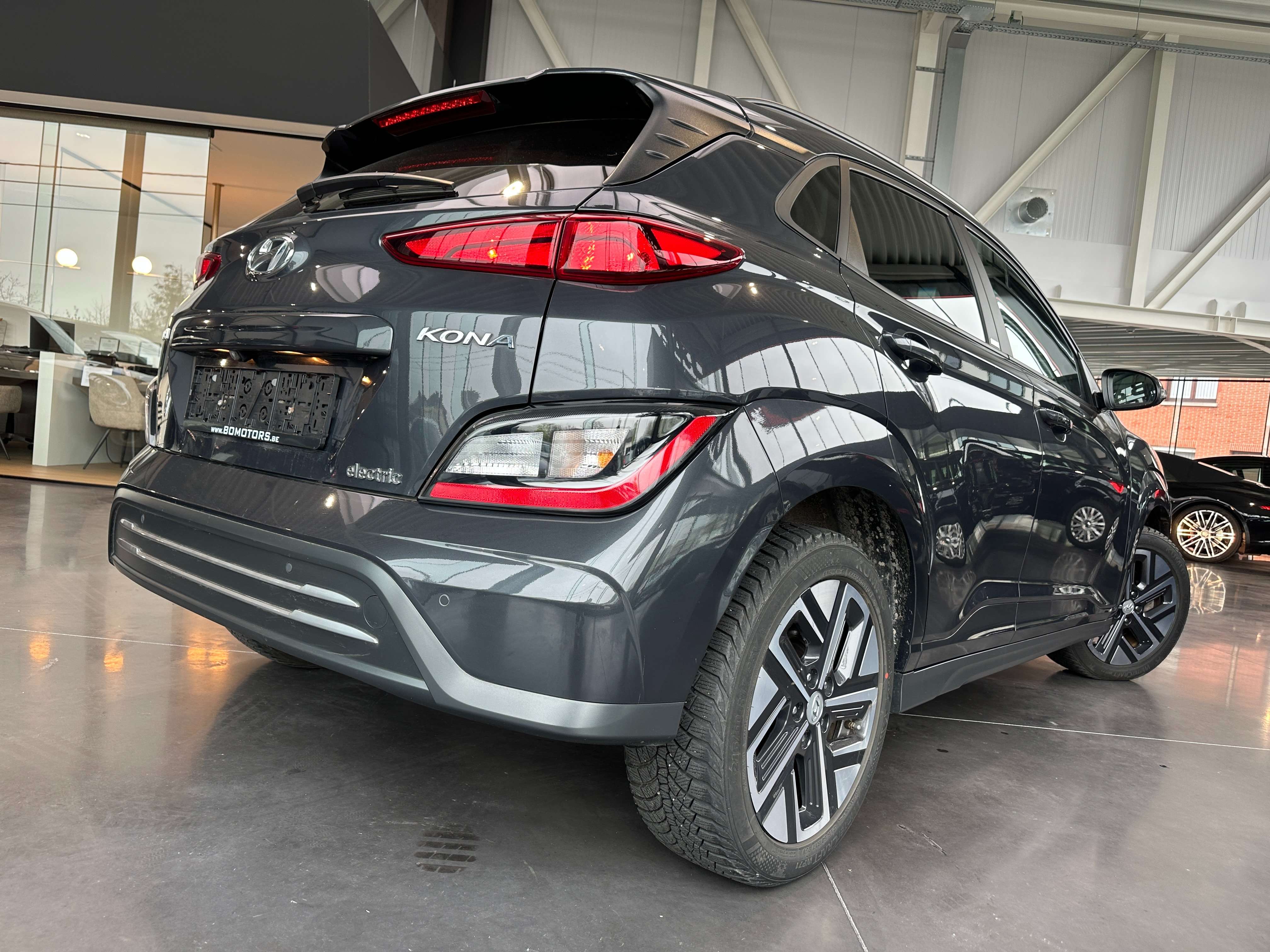 Hyundai KONA e-Kona 39.2 kWh Electric - Face lift mod 2022 / STUNTPRIJS 14662 + 21% BTW , GPS,CAMERA,