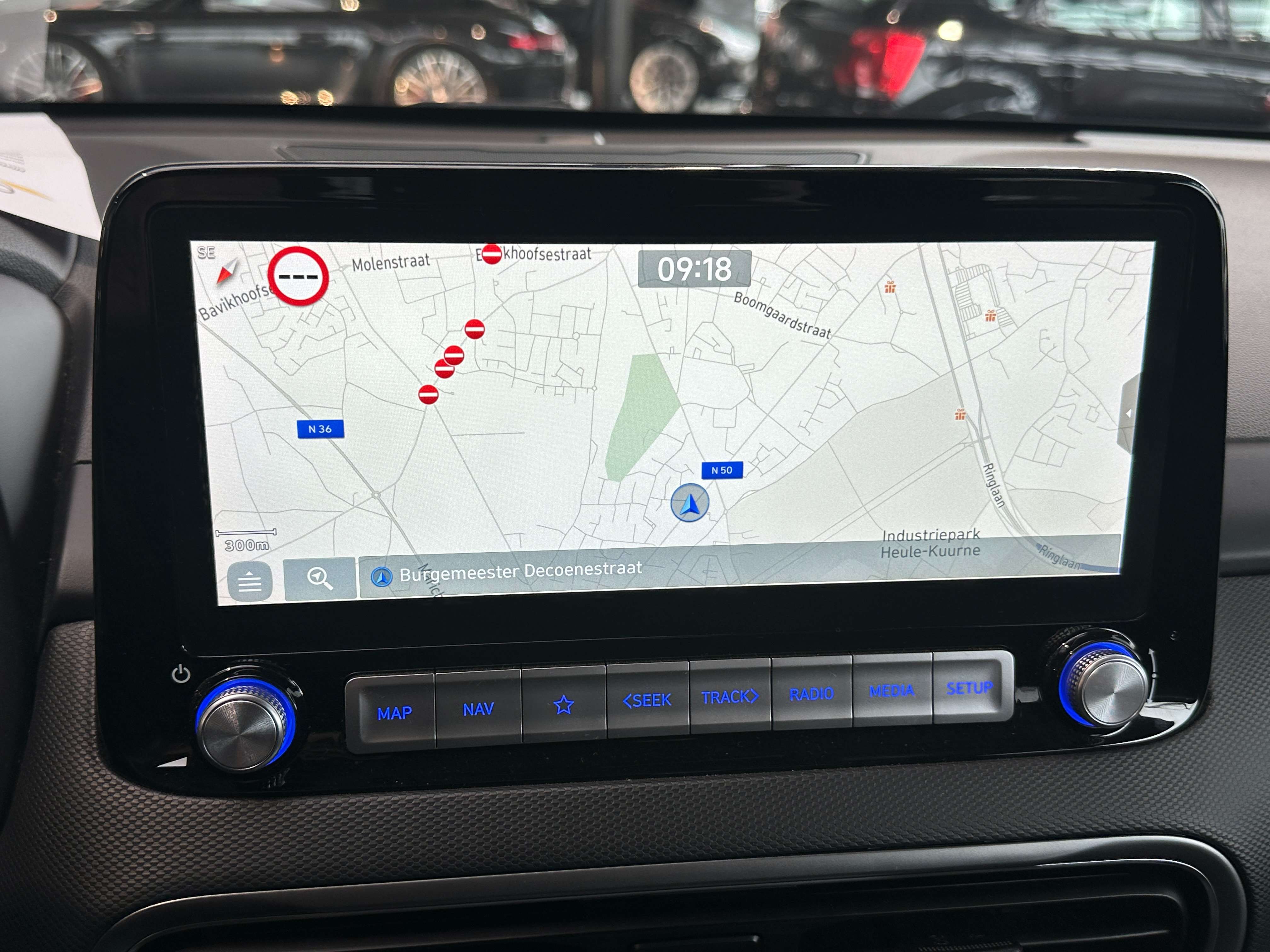 Hyundai KONA e-Kona 39.2 kWh Electric - Face lift mod 2022 / STUNTPRIJS 14662 + 21% BTW , GPS,CAMERA,