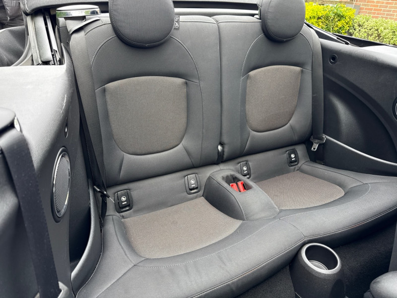 Mini CABRIO COOPER D 116CH EXQUISITE * 83.000KM * 2018 * GARANTIE