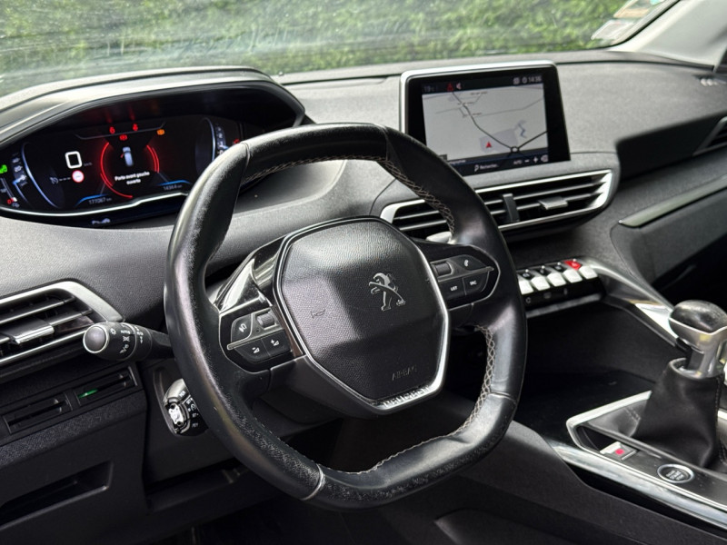 Peugeot 3008 HDI 130CH  ALLURE BUSINESS / GPS * CAMERA * LED * 1ERE MAIN