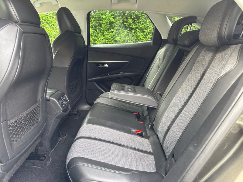Peugeot 3008 HDI 130CH  ALLURE BUSINESS / GPS * CAMERA * LED * 1ERE MAIN
