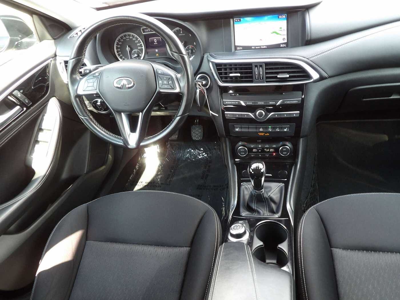 Infiniti Q30 Q30 1.5d Premium
