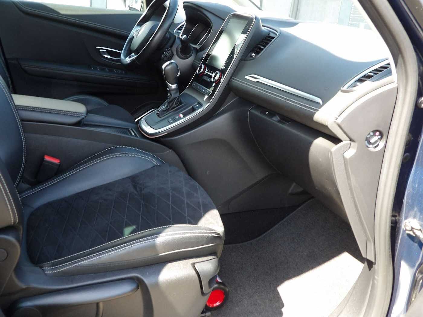 Renault Grand Scenic Grand Scénic 1.33 TCe Black Edition 7plc