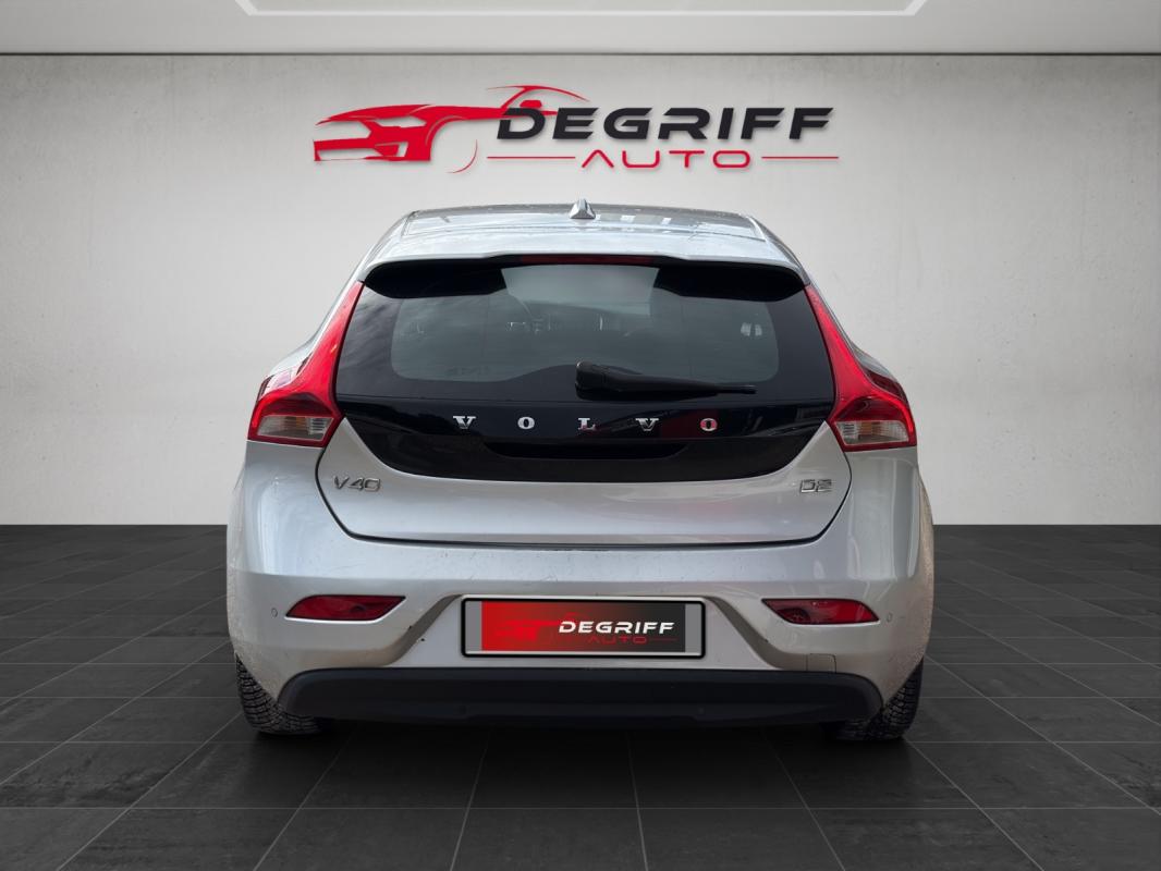 Volvo V40 D2 115 Summum Powershift A