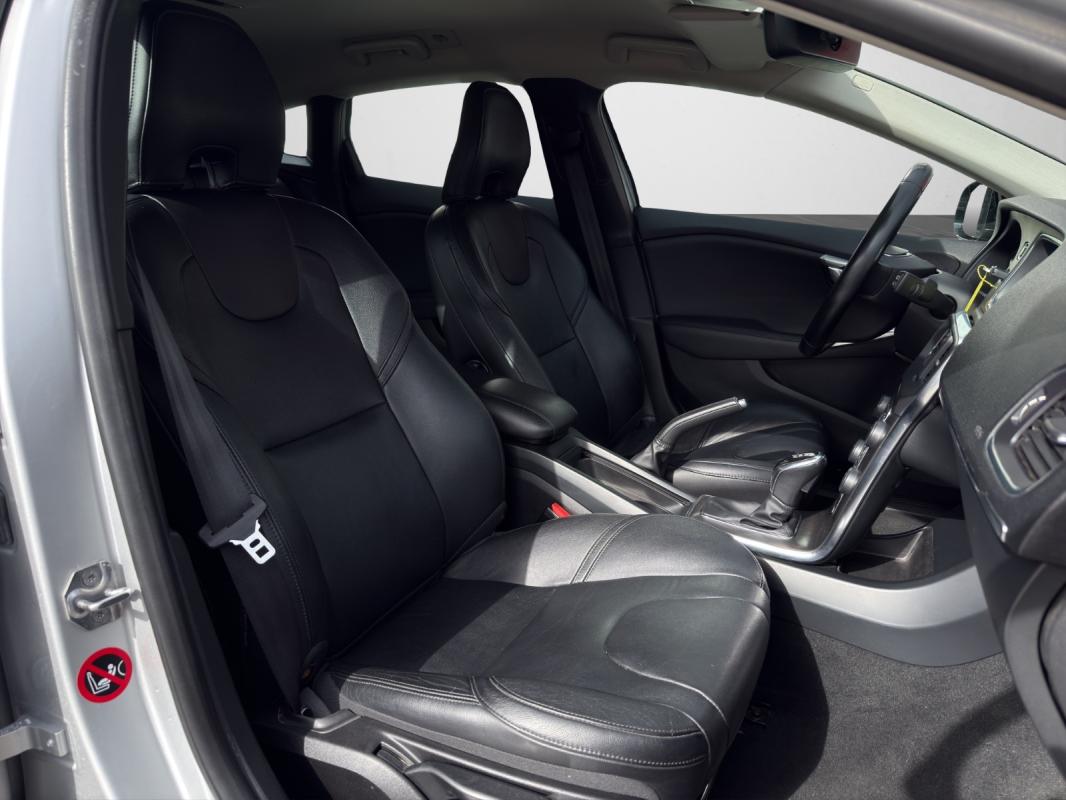Volvo V40 D2 115 Summum Powershift A