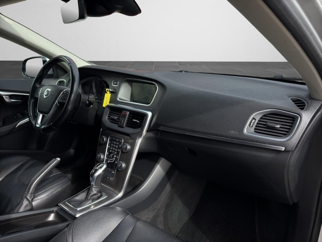 Volvo V40 D2 115 Summum Powershift A