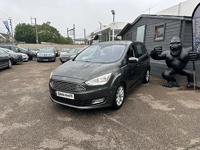 Ford Grand C-max 1.5 TDCi 120 SS Powershift Titanium