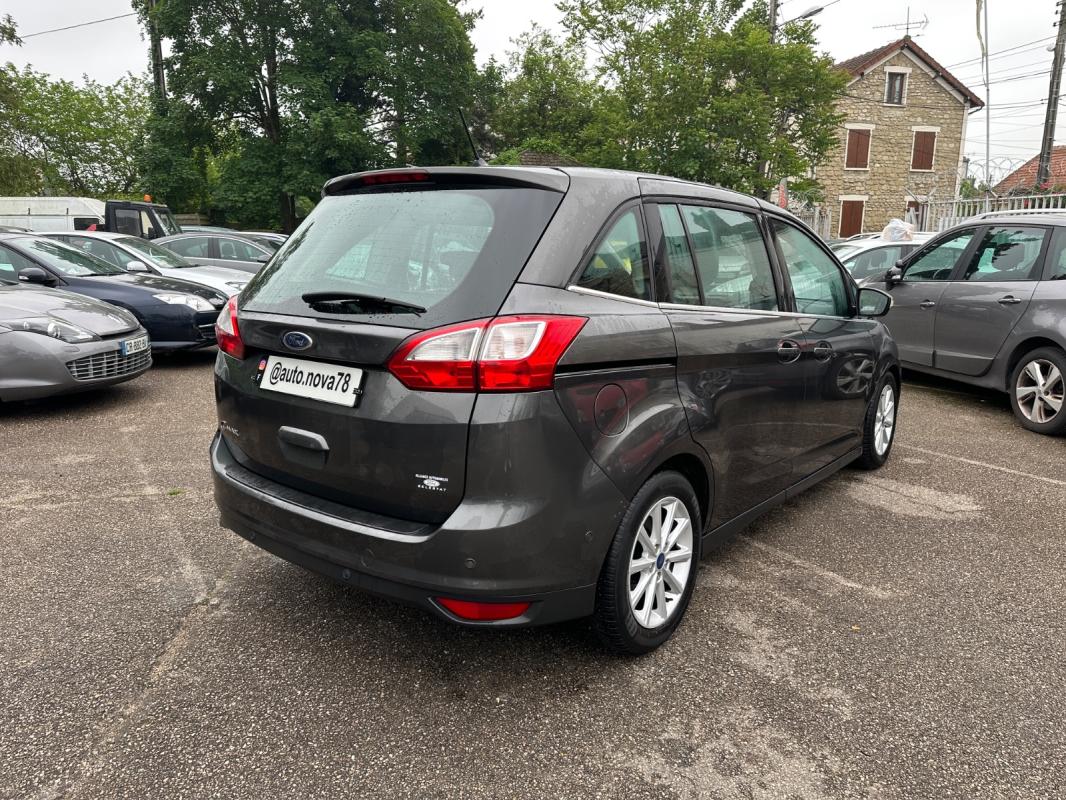Ford Grand C-max 1.5 TDCi 120 SS Powershift Titanium