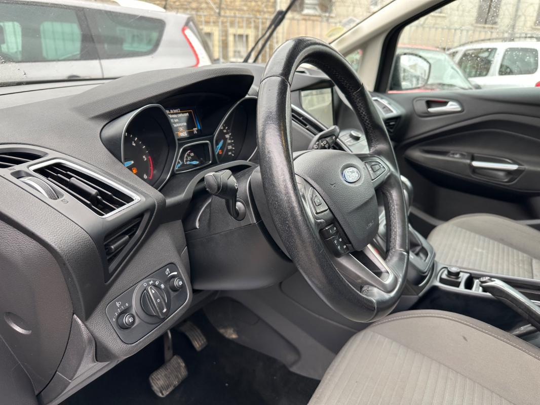 Ford Grand C-max 1.5 TDCi 120 SS Powershift Titanium