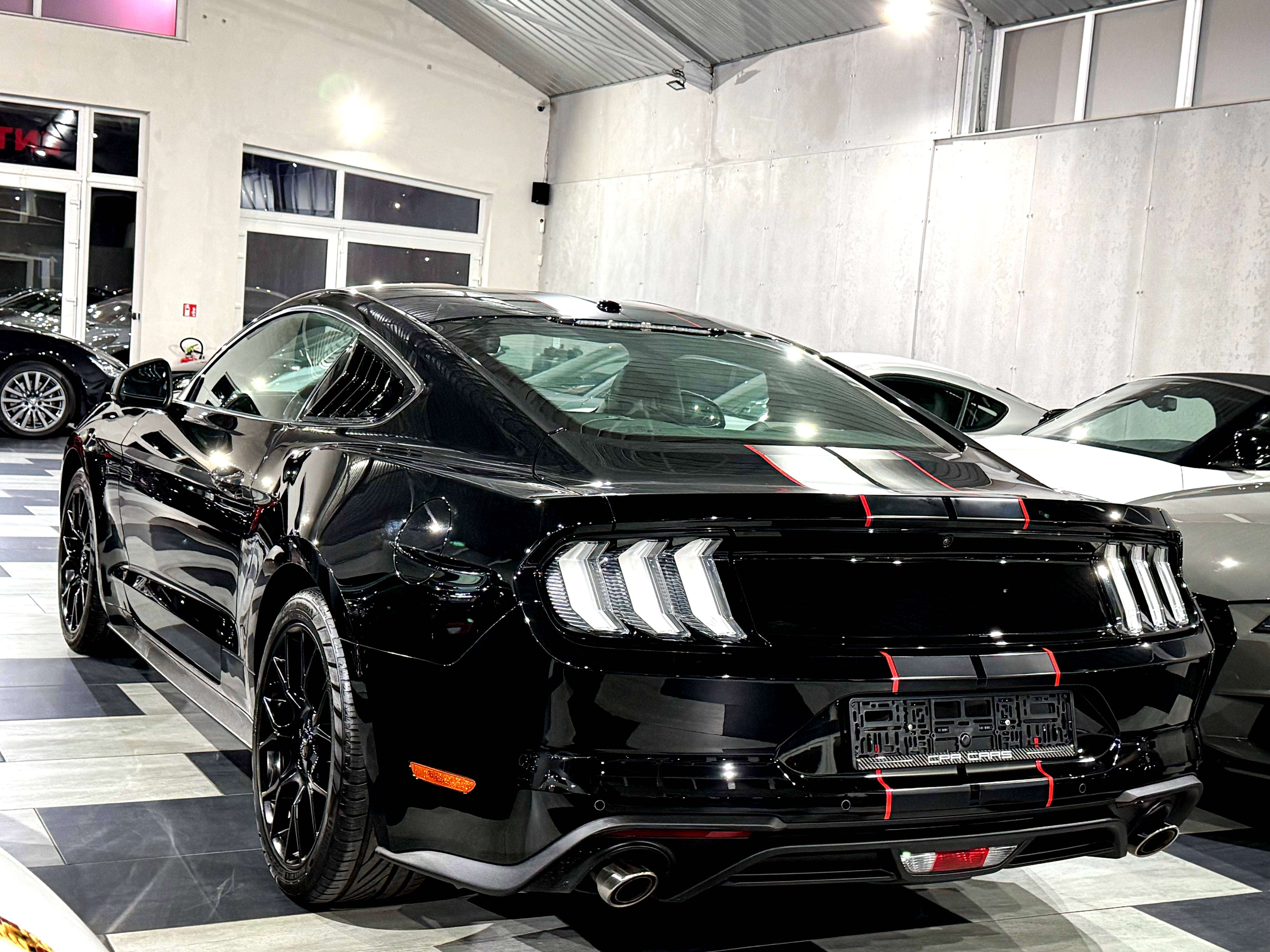 Ford Mustang 2.3 EcoBoost Etat Neuf Full Hist.