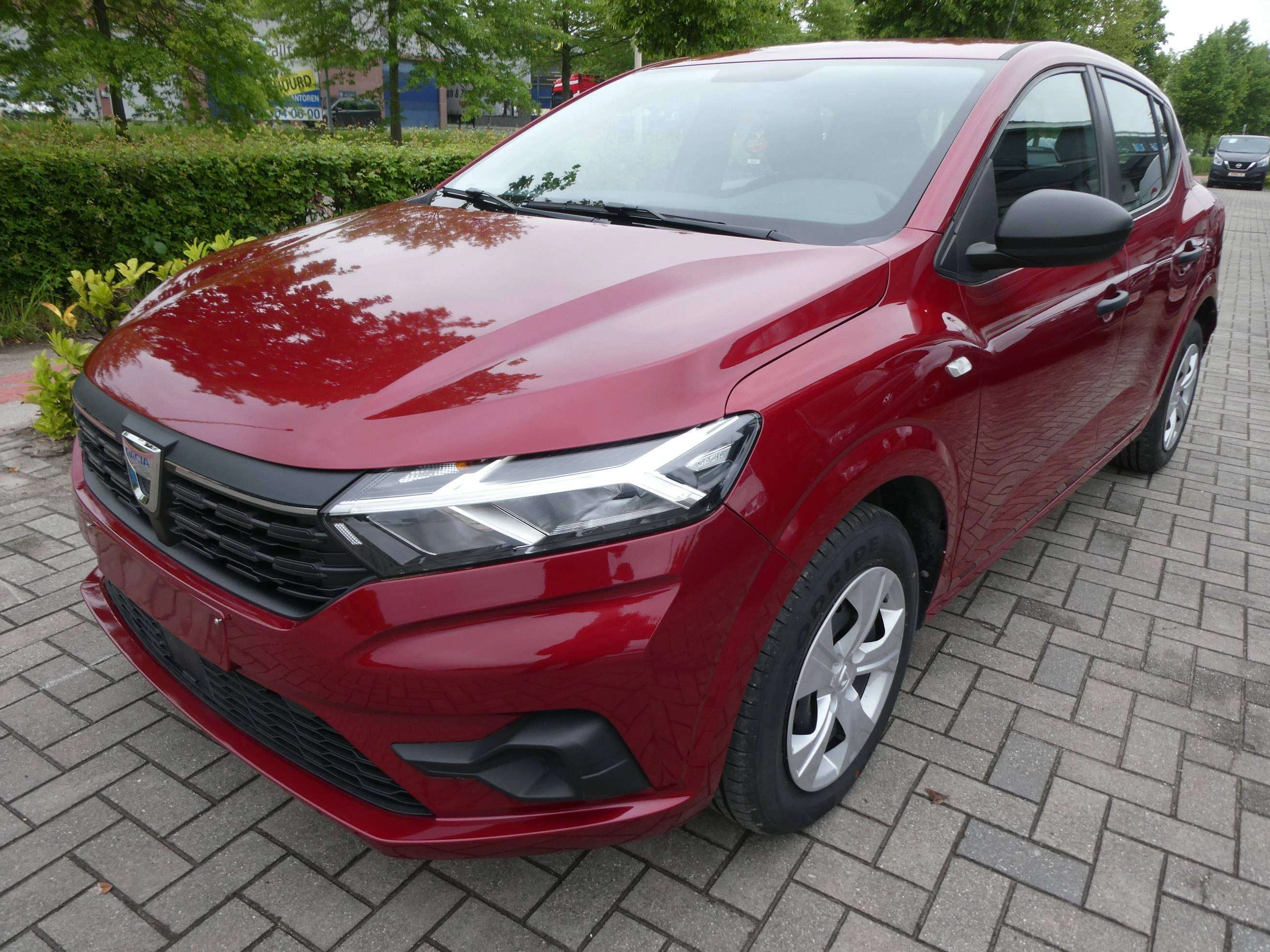 Dacia Sandero 1.0i ,Cruise, parkeersensoren achter, 1j Garantie