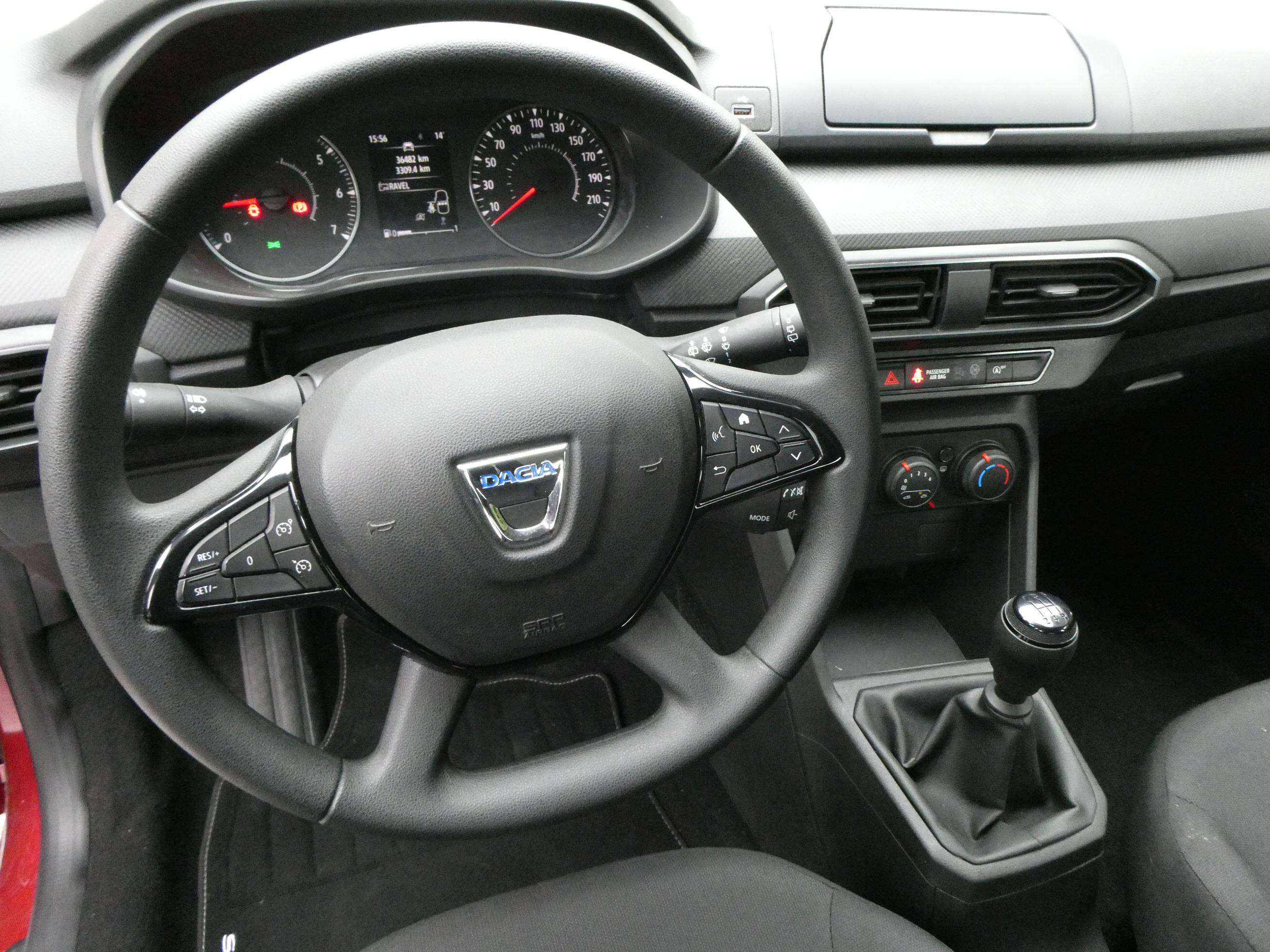 Dacia Sandero 1.0i ,Cruise, parkeersensoren achter, 1j Garantie