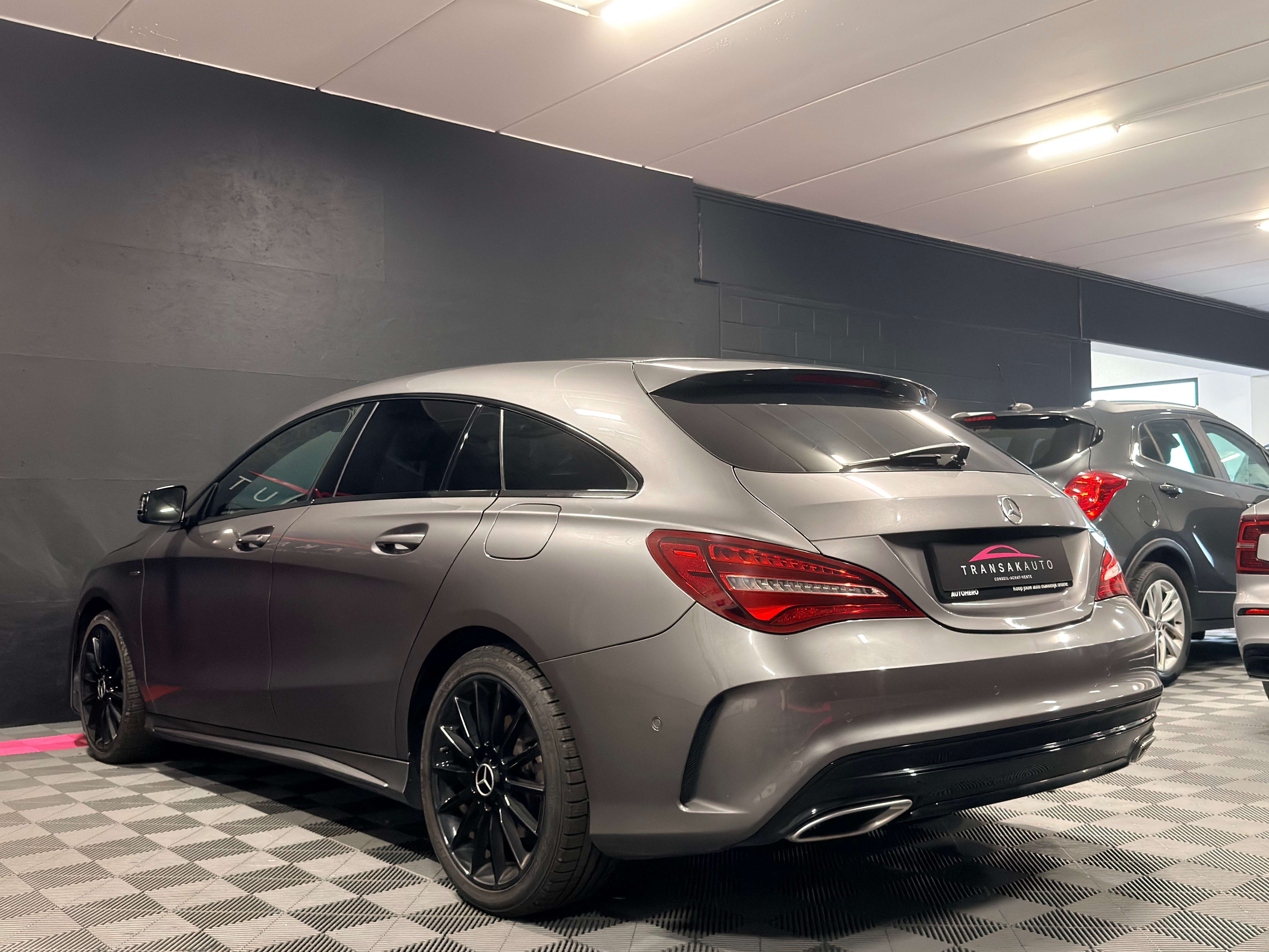Mercedes-Benz CLA 200 d AMG — Cuir — Sièges chauffants — Caméra — Attelage